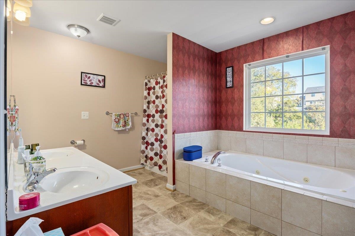 199 DAVID CIR, PENN LAIRD, Virginia 22846, 4 Bedrooms Bedrooms, ,4 BathroomsBathrooms,Residential,199 DAVID CIR,670222 MLS # 670222