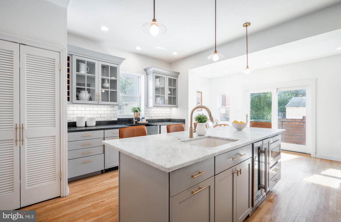 912 P ST NW, WASHINGTON, District Of Columbia 20001, 2 Bedrooms Bedrooms, 5 Rooms Rooms,2 BathroomsBathrooms,Residential,For sale,912 P ST NW,DCDC2227282 MLS # DCDC2227282 912 P ST NW, WASHINGTON, District Of Columbia 20001, 2 Bedrooms Bedrooms, 5 Rooms Rooms,2 BathroomsBathrooms,Residential,For sale,912 P ST NW,DCDC2227282 MLS # DCDC2227282