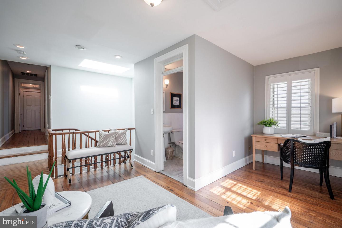 912 P ST NW, WASHINGTON, District Of Columbia 20001, 2 Bedrooms Bedrooms, 5 Rooms Rooms,2 BathroomsBathrooms,Residential,For sale,912 P ST NW,DCDC2227282 MLS # DCDC2227282 912 P ST NW, WASHINGTON, District Of Columbia 20001, 2 Bedrooms Bedrooms, 5 Rooms Rooms,2 BathroomsBathrooms,Residential,For sale,912 P ST NW,DCDC2227282 MLS # DCDC2227282