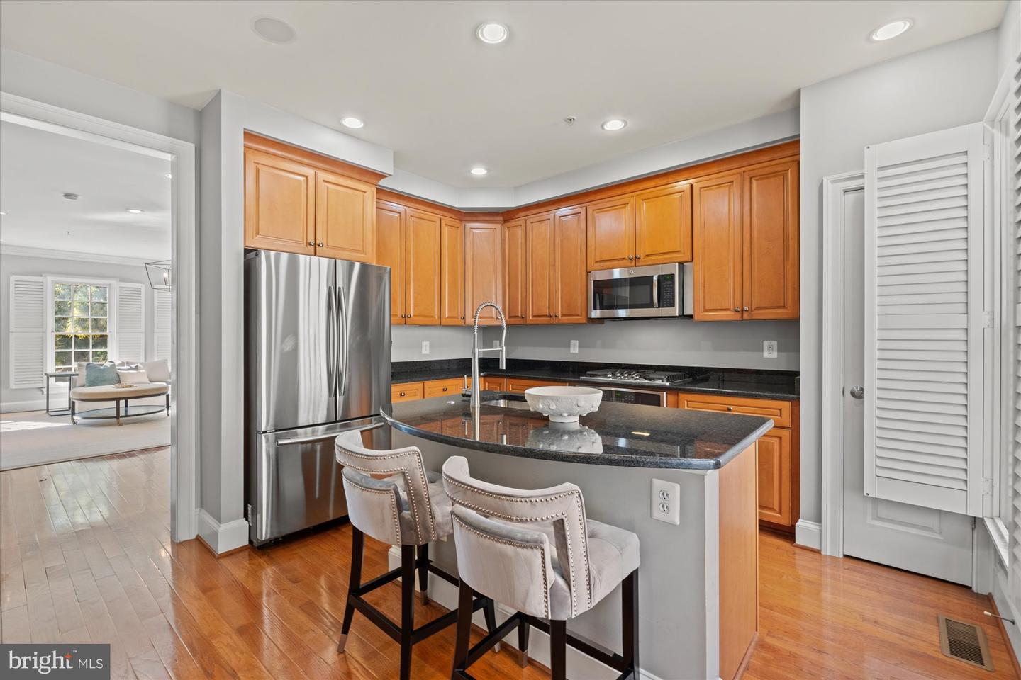 403 PRINCESS ST, ALEXANDRIA, Virginia 22314, 3 Bedrooms Bedrooms, ,3 BathroomsBathrooms,Residential,For sale,403 PRINCESS ST,VAAX2050914 MLS # VAAX2050914