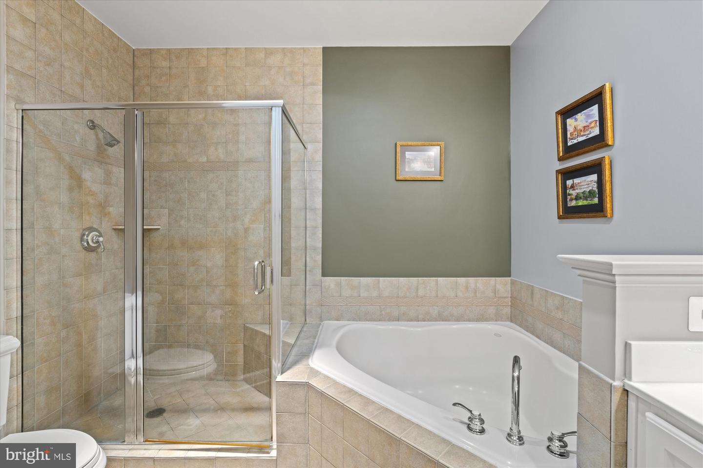 403 PRINCESS ST, ALEXANDRIA, Virginia 22314, 3 Bedrooms Bedrooms, ,3 BathroomsBathrooms,Residential,For sale,403 PRINCESS ST,VAAX2050914 MLS # VAAX2050914