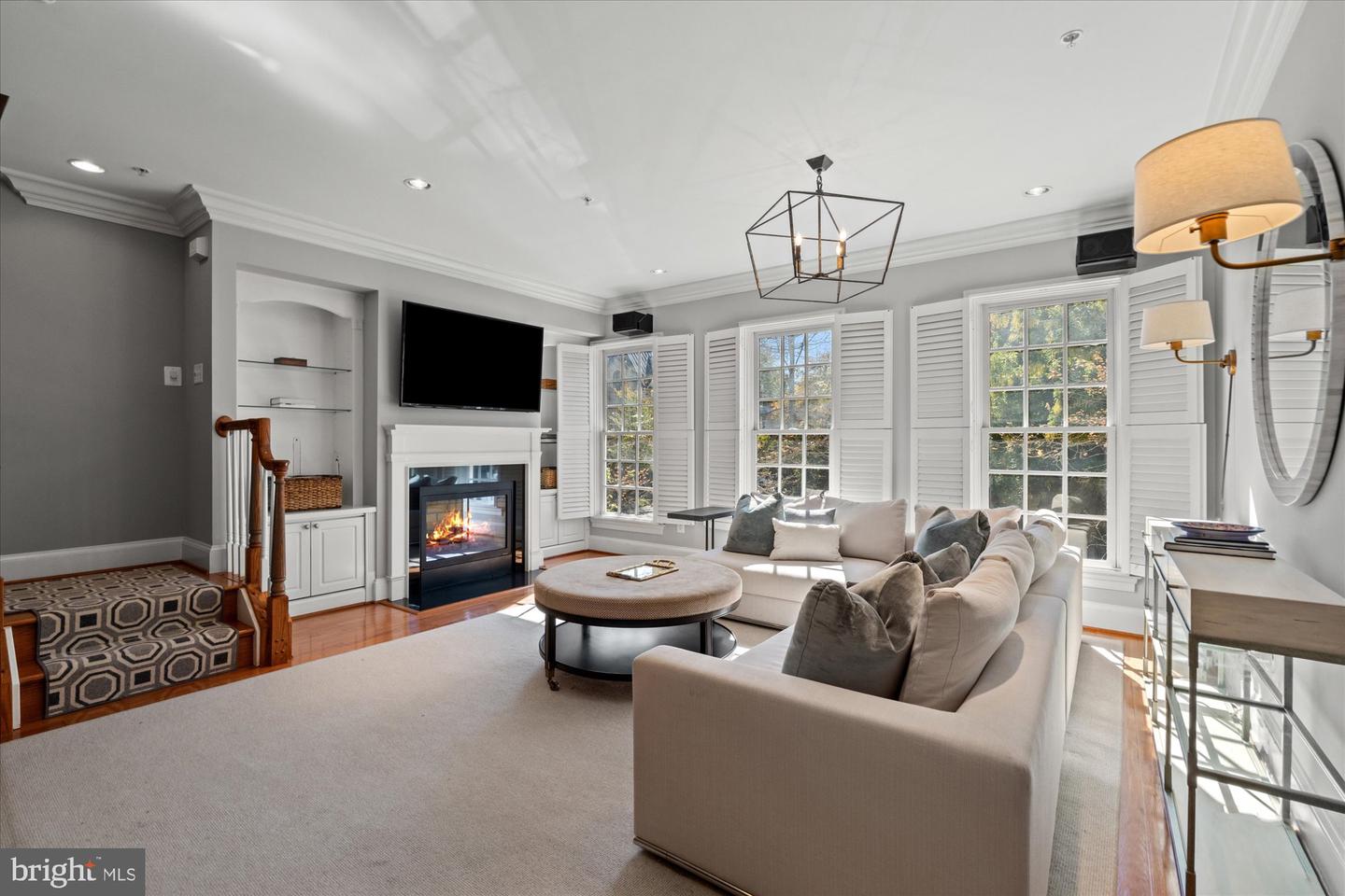 403 PRINCESS ST, ALEXANDRIA, Virginia 22314, 3 Bedrooms Bedrooms, ,3 BathroomsBathrooms,Residential,For sale,403 PRINCESS ST,VAAX2050914 MLS # VAAX2050914