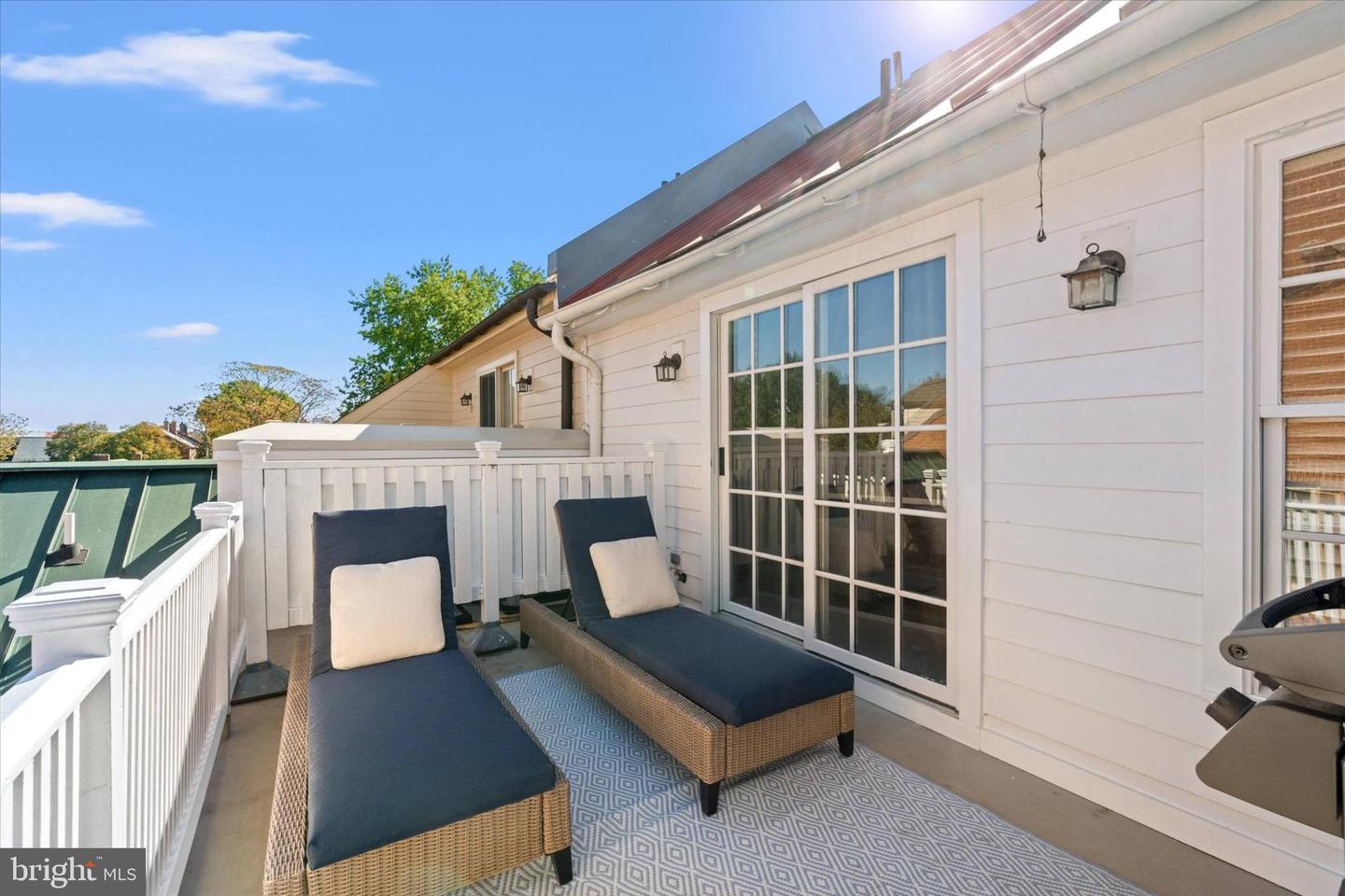 403 PRINCESS ST, ALEXANDRIA, Virginia 22314, 3 Bedrooms Bedrooms, ,3 BathroomsBathrooms,Residential,For sale,403 PRINCESS ST,VAAX2050914 MLS # VAAX2050914