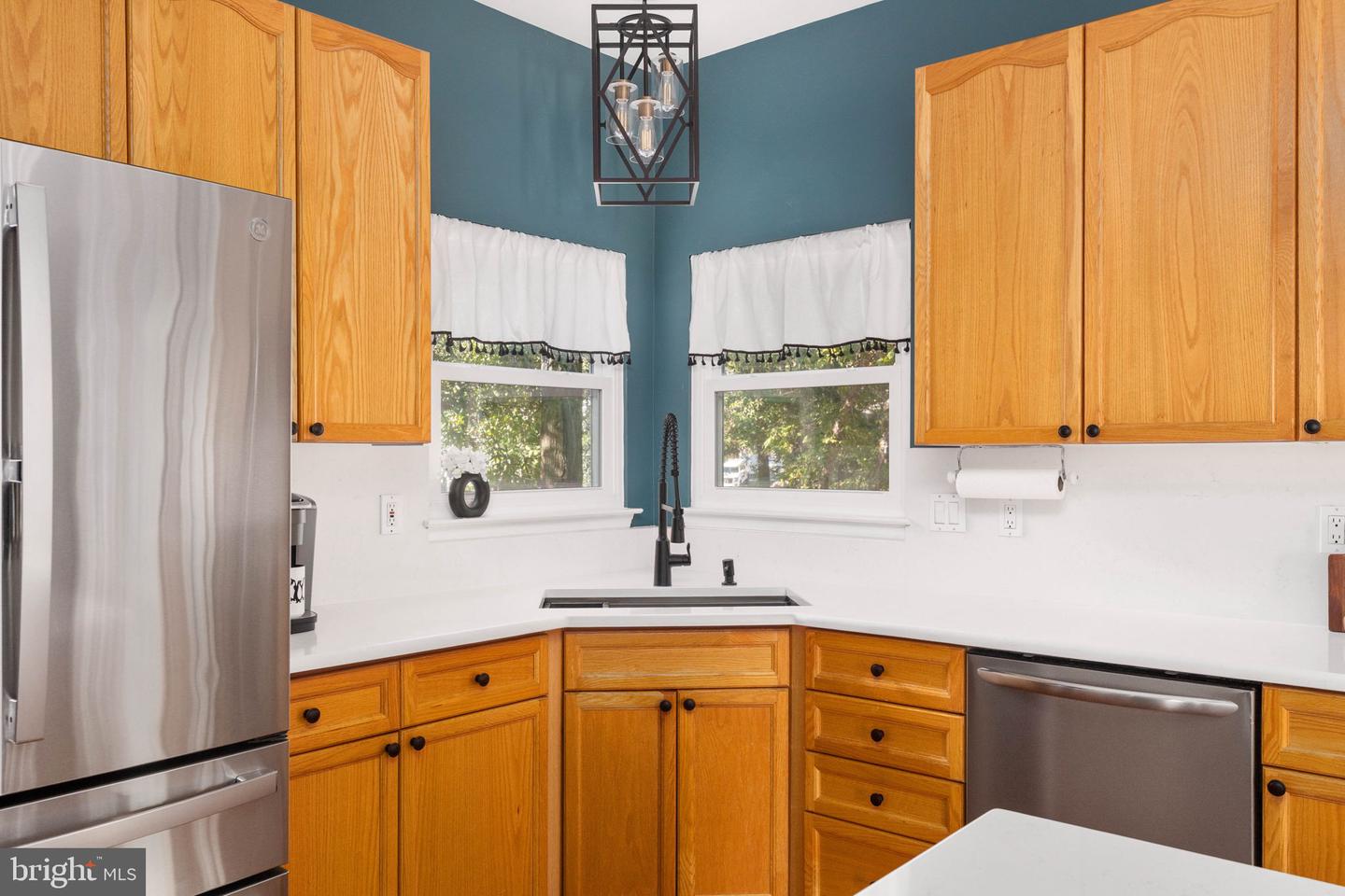 6811 LAKELAND WAY, FREDERICKSBURG, Virginia 22407, 5 Bedrooms Bedrooms, ,3 BathroomsBathrooms,Residential,For sale,6811 LAKELAND WAY,VASP2036974 MLS # VASP2036974