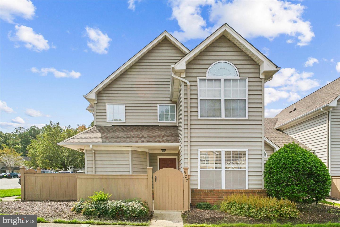 527 FAIRWAY LOOKOUT, WILLIAMSBURG, Virginia 23188, 2 Bedrooms Bedrooms, 5 Rooms Rooms,Residential,For sale,527 FAIRWAY LOOKOUT,VAJC2000542 MLS # VAJC2000542