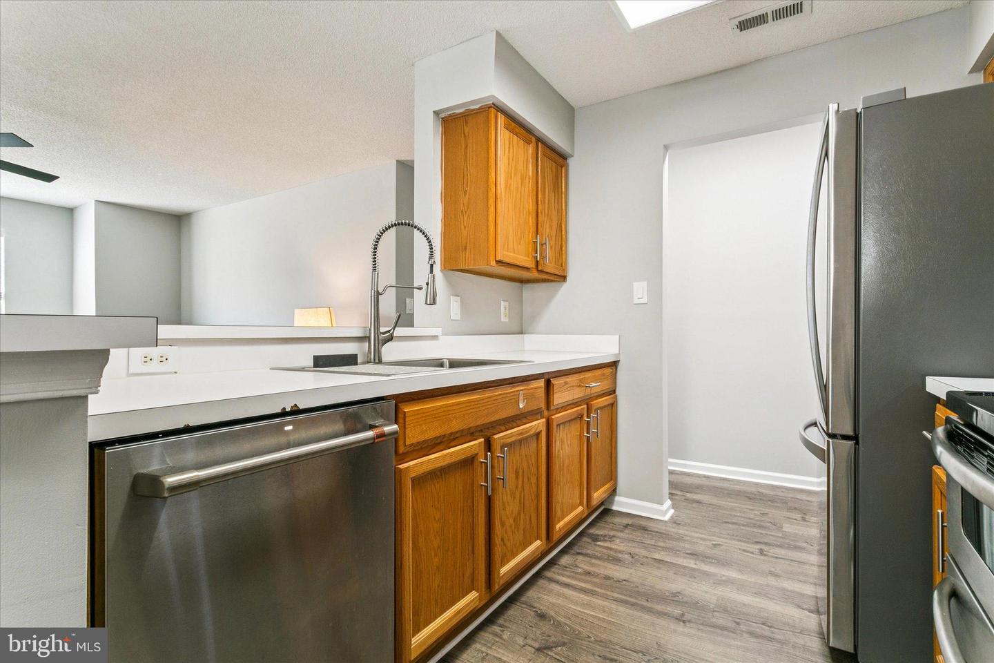 527 FAIRWAY LOOKOUT, WILLIAMSBURG, Virginia 23188, 2 Bedrooms Bedrooms, 5 Rooms Rooms,Residential,For sale,527 FAIRWAY LOOKOUT,VAJC2000542 MLS # VAJC2000542