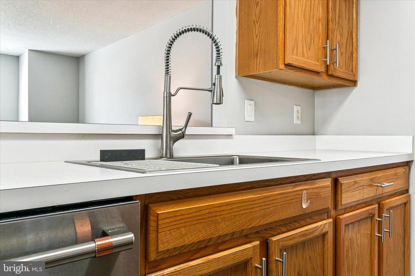 527 FAIRWAY LOOKOUT, WILLIAMSBURG, Virginia 23188, 2 Bedrooms Bedrooms, 5 Rooms Rooms,Residential,For sale,527 FAIRWAY LOOKOUT,VAJC2000542 MLS # VAJC2000542