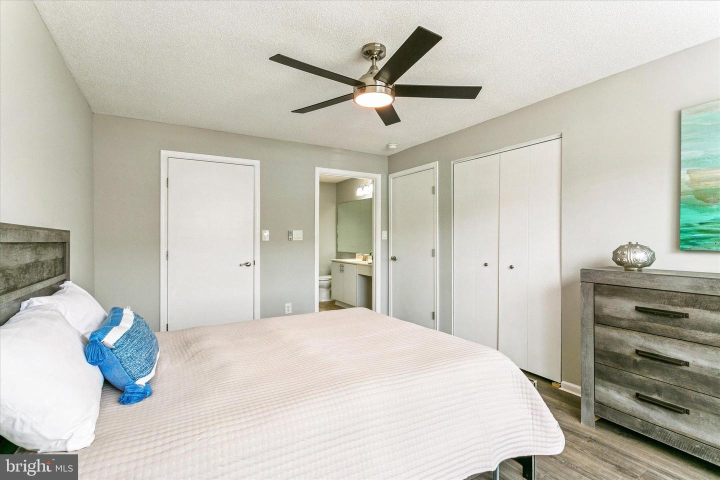 527 FAIRWAY LOOKOUT, WILLIAMSBURG, Virginia 23188, 2 Bedrooms Bedrooms, 5 Rooms Rooms,Residential,For sale,527 FAIRWAY LOOKOUT,VAJC2000542 MLS # VAJC2000542