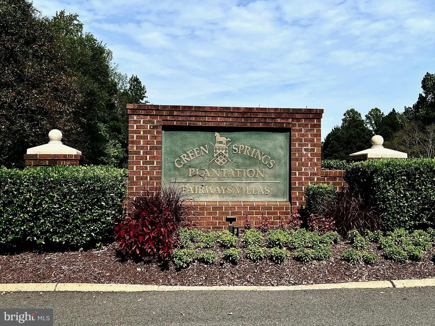 527 FAIRWAY LOOKOUT, WILLIAMSBURG, Virginia 23188, 2 Bedrooms Bedrooms, 5 Rooms Rooms,Residential,For sale,527 FAIRWAY LOOKOUT,VAJC2000542 MLS # VAJC2000542