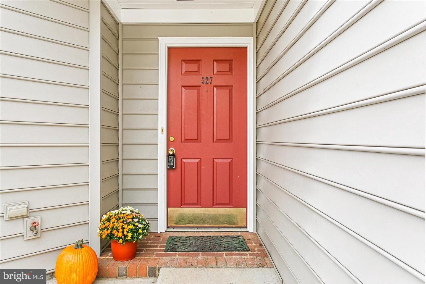 527 FAIRWAY LOOKOUT, WILLIAMSBURG, Virginia 23188, 2 Bedrooms Bedrooms, 5 Rooms Rooms,Residential,For sale,527 FAIRWAY LOOKOUT,VAJC2000542 MLS # VAJC2000542