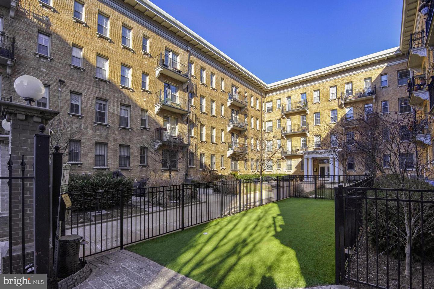 1401 COLUMBIA RD NW #414, WASHINGTON, District Of Columbia 20009, 1 Bedroom Bedrooms, 4 Rooms Rooms,1 BathroomBathrooms,Residential,For sale,1401 COLUMBIA RD NW #414,DCDC2227284 MLS # DCDC2227284