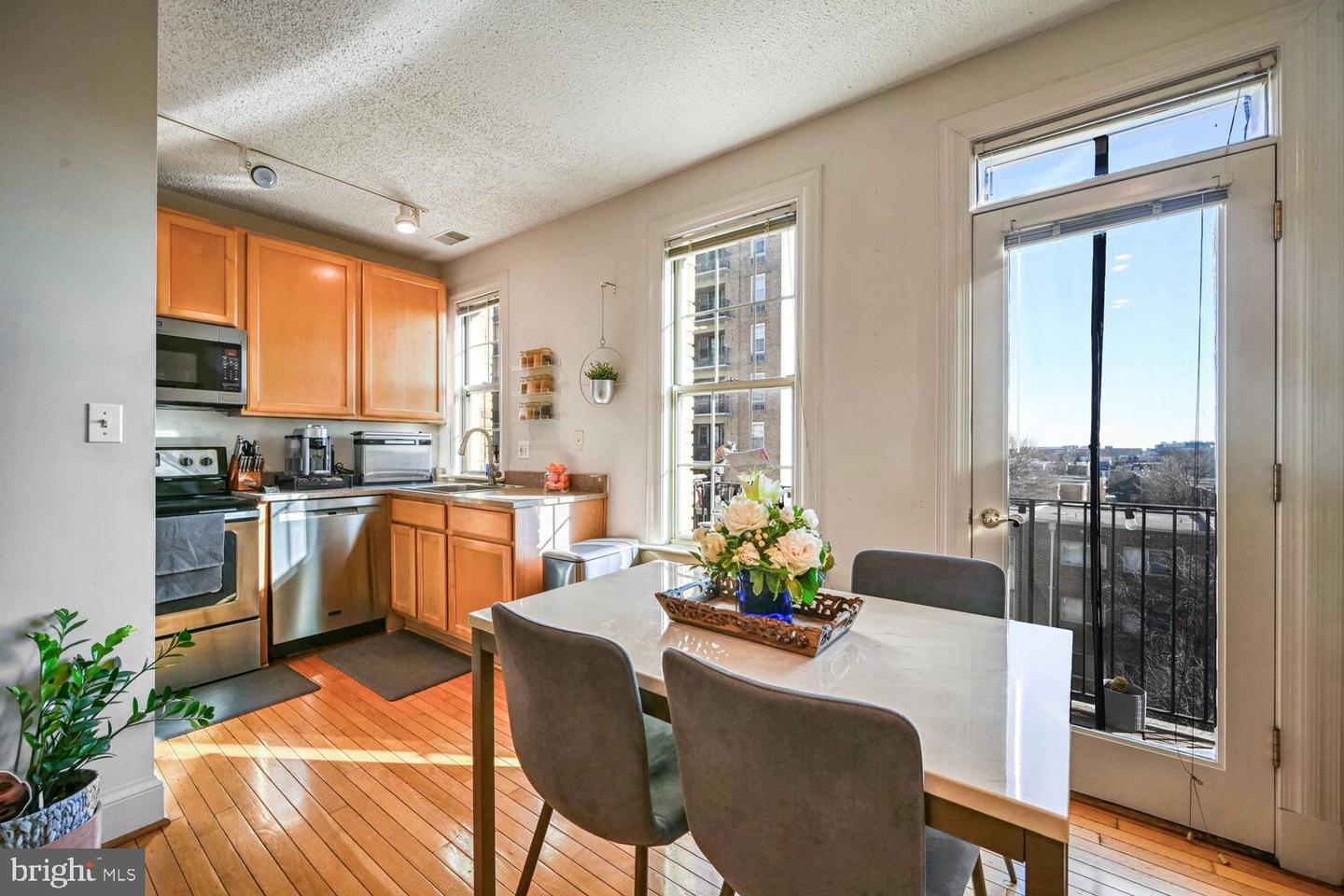 1401 COLUMBIA RD NW #414, WASHINGTON, District Of Columbia 20009, 1 Bedroom Bedrooms, 4 Rooms Rooms,1 BathroomBathrooms,Residential,For sale,1401 COLUMBIA RD NW #414,DCDC2227284 MLS # DCDC2227284