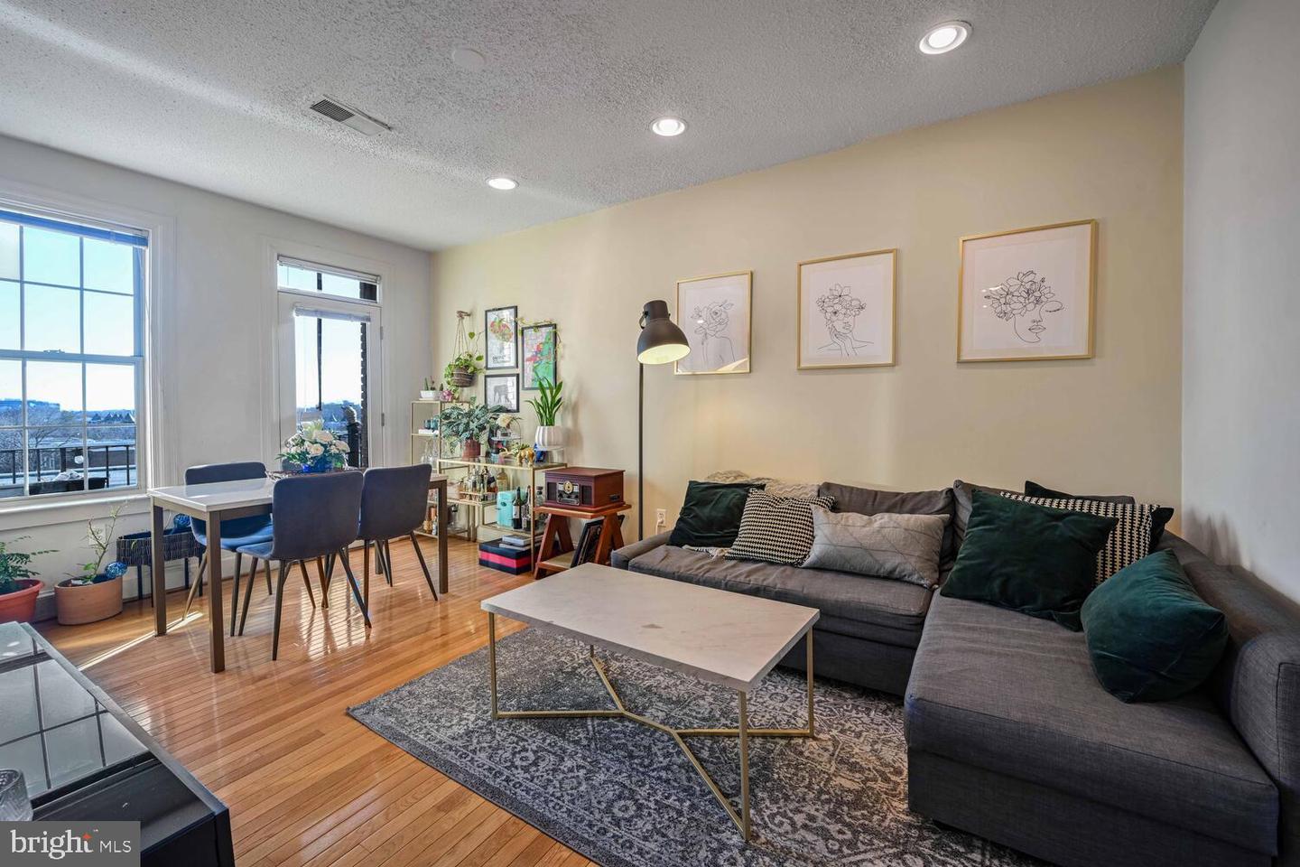 1401 COLUMBIA RD NW #414, WASHINGTON, District Of Columbia 20009, 1 Bedroom Bedrooms, 4 Rooms Rooms,1 BathroomBathrooms,Residential,For sale,1401 COLUMBIA RD NW #414,DCDC2227284 MLS # DCDC2227284