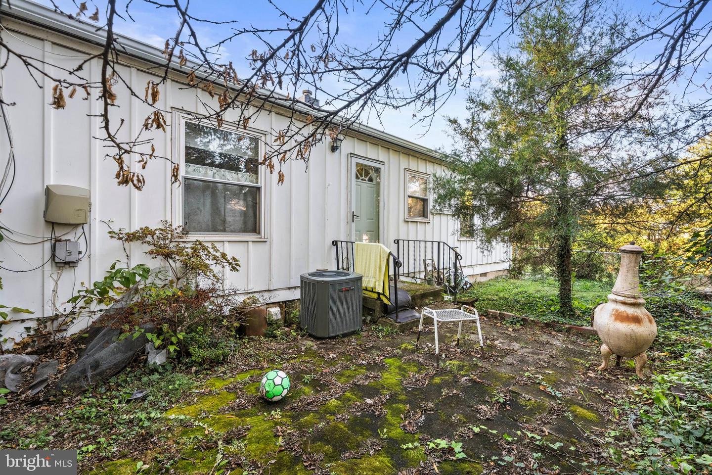 418 PATRICK LN, HERNDON, Virginia 20170, 3 Bedrooms Bedrooms, ,1 BathroomBathrooms,Residential,For sale,418 PATRICK LN,VAFX2274668 MLS # VAFX2274668 418 PATRICK LN, HERNDON, Virginia 20170, 3 Bedrooms Bedrooms, ,1 BathroomBathrooms,Residential,For sale,418 PATRICK LN,VAFX2274668 MLS # VAFX2274668