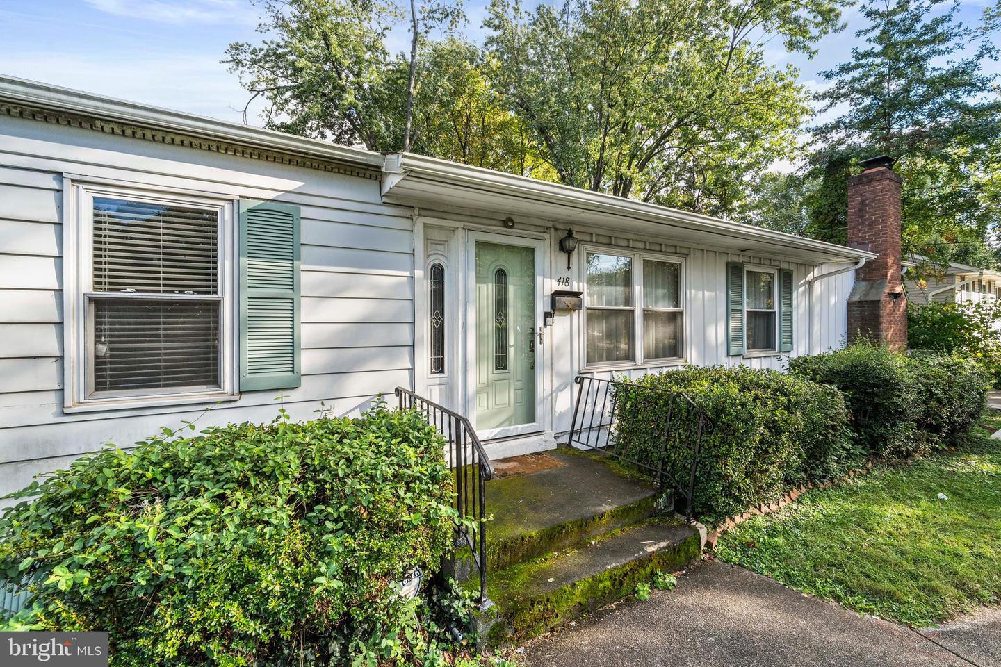 418 PATRICK LN, HERNDON, Virginia 20170, 3 Bedrooms Bedrooms, ,1 BathroomBathrooms,Residential,For sale,418 PATRICK LN,VAFX2274668 MLS # VAFX2274668 418 PATRICK LN, HERNDON, Virginia 20170, 3 Bedrooms Bedrooms, ,1 BathroomBathrooms,Residential,For sale,418 PATRICK LN,VAFX2274668 MLS # VAFX2274668