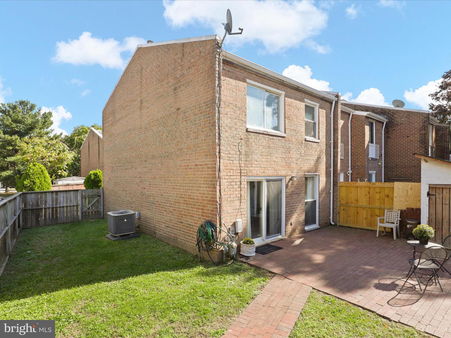 246 STEVENSON SQ N, ALEXANDRIA, Virginia 22304, 4 Bedrooms Bedrooms, ,1 BathroomBathrooms,Residential,For sale,246 STEVENSON SQ N,VAAX2050880 MLS # VAAX2050880