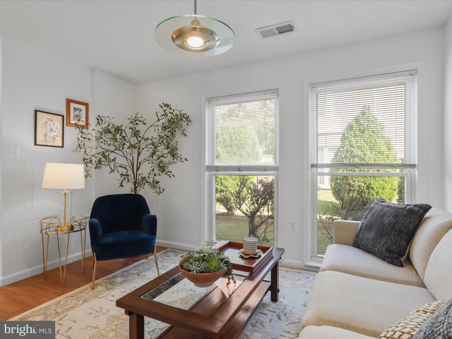 246 STEVENSON SQ N, ALEXANDRIA, Virginia 22304, 4 Bedrooms Bedrooms, ,1 BathroomBathrooms,Residential,For sale,246 STEVENSON SQ N,VAAX2050880 MLS # VAAX2050880