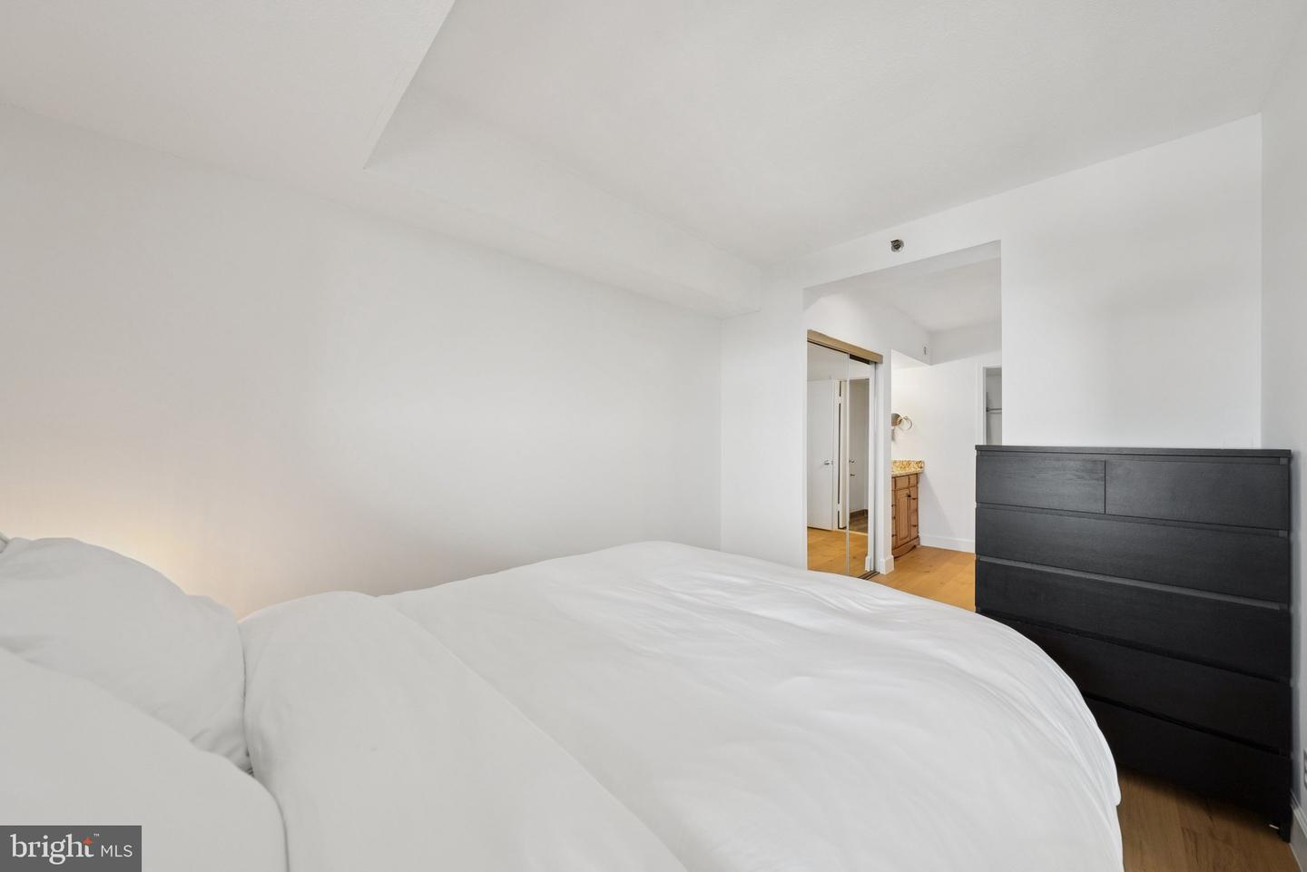 5505 SEMINARY RD #1608N, FALLS CHURCH, Virginia 22041, 1 Bedroom Bedrooms, ,1 BathroomBathrooms,Residential,For sale,5505 SEMINARY RD #1608N,VAFX2274678 MLS # VAFX2274678