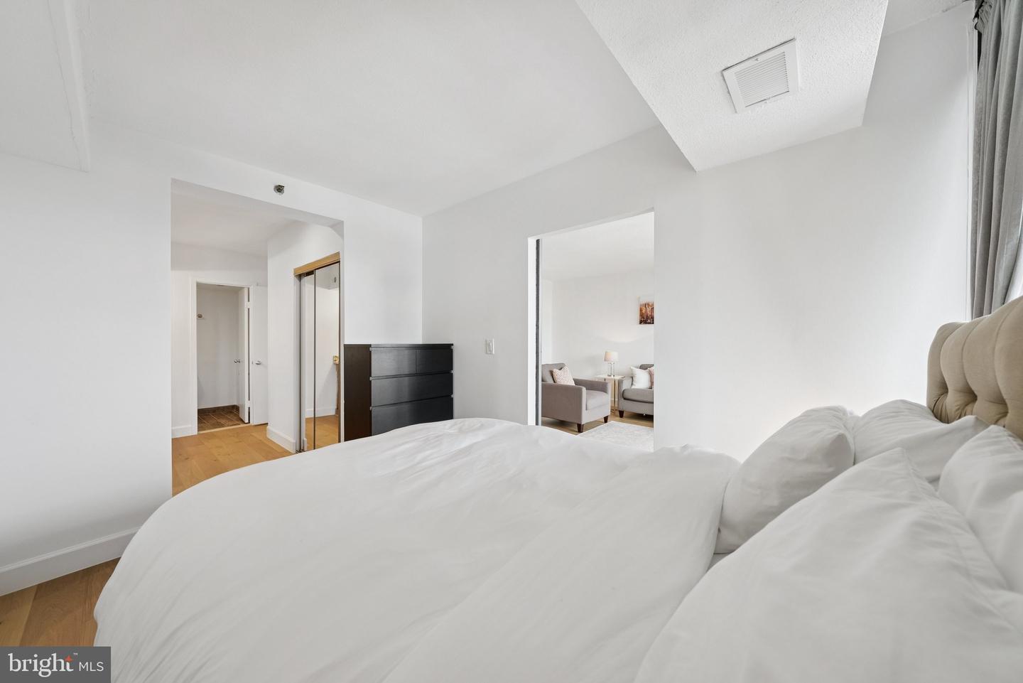5505 SEMINARY RD #1608N, FALLS CHURCH, Virginia 22041, 1 Bedroom Bedrooms, ,1 BathroomBathrooms,Residential,For sale,5505 SEMINARY RD #1608N,VAFX2274678 MLS # VAFX2274678