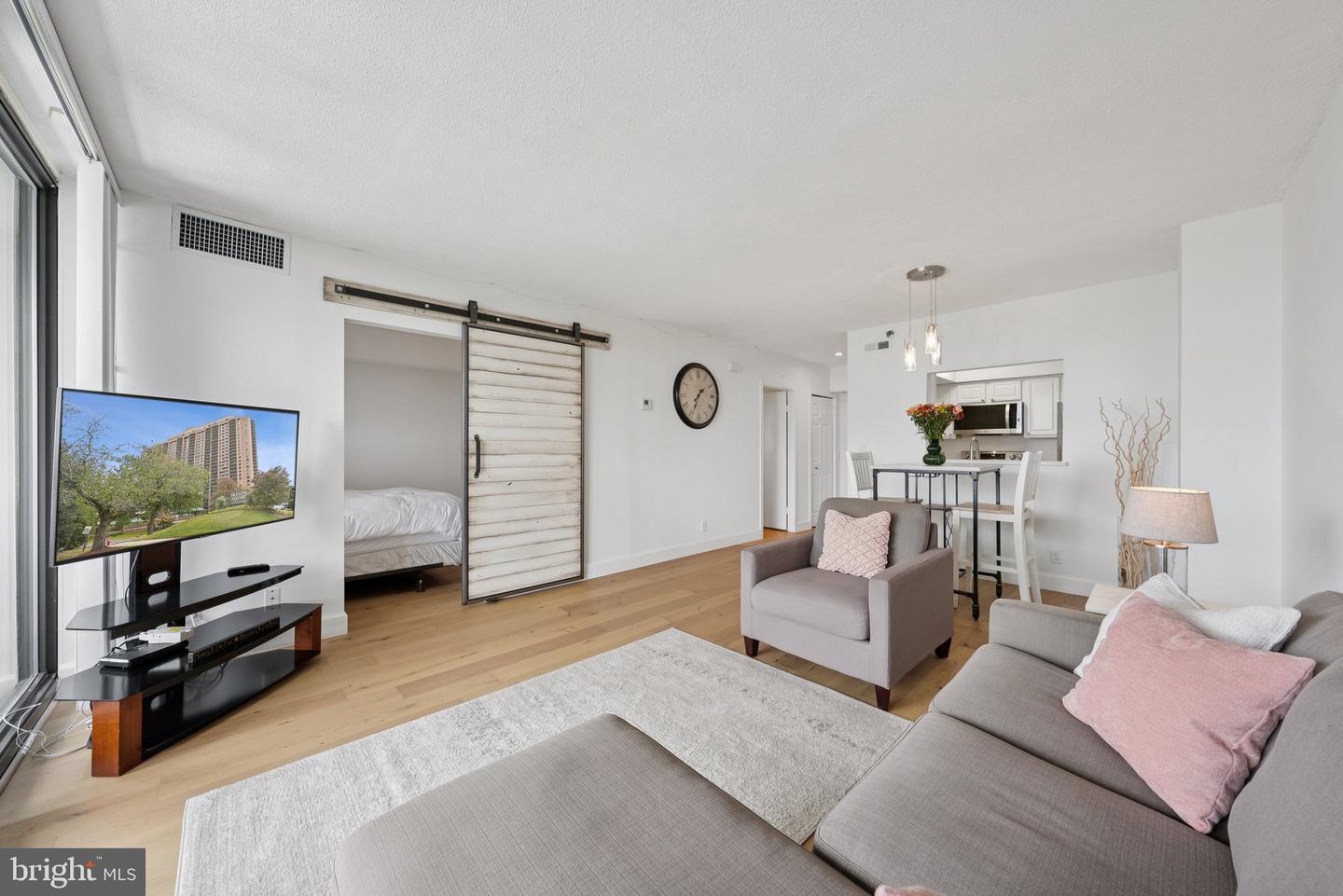 5505 SEMINARY RD #1608N, FALLS CHURCH, Virginia 22041, 1 Bedroom Bedrooms, ,1 BathroomBathrooms,Residential,For sale,5505 SEMINARY RD #1608N,VAFX2274678 MLS # VAFX2274678