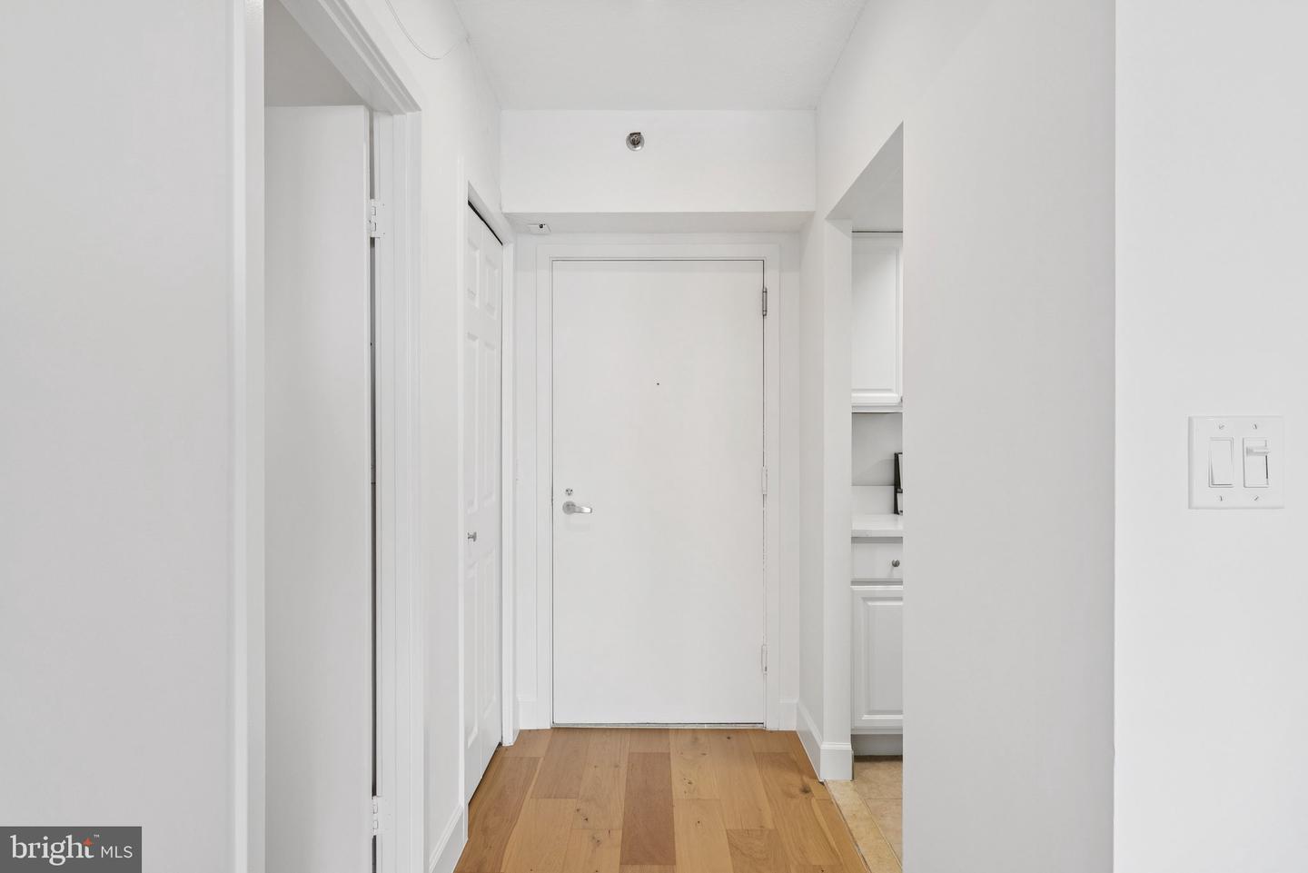 5505 SEMINARY RD #1608N, FALLS CHURCH, Virginia 22041, 1 Bedroom Bedrooms, ,1 BathroomBathrooms,Residential,For sale,5505 SEMINARY RD #1608N,VAFX2274678 MLS # VAFX2274678