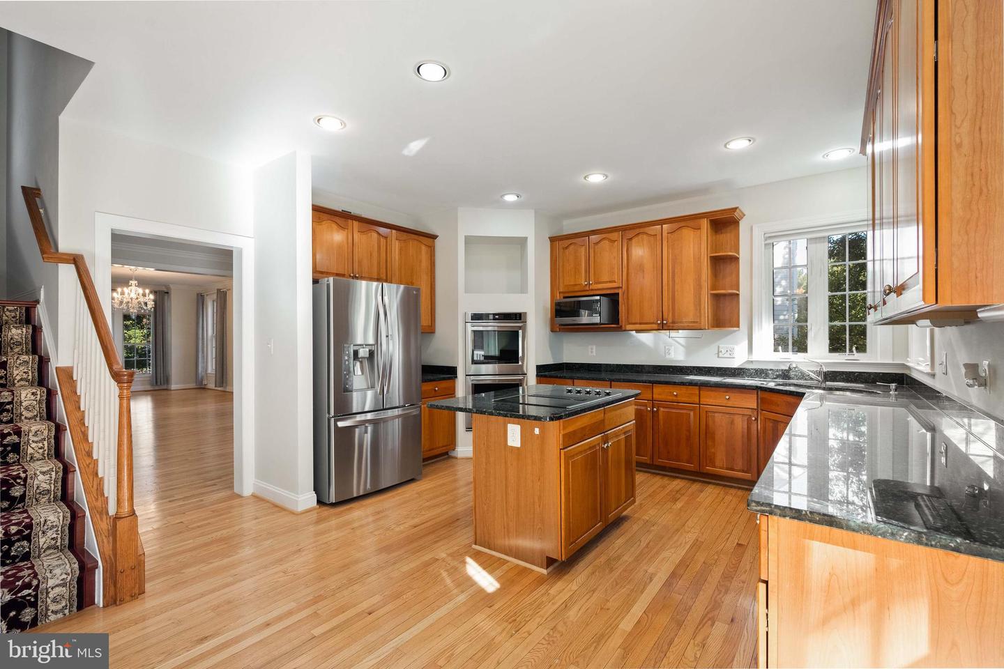 2393 WATTERS GLEN CT, FALLS CHURCH, Virginia 22043, 4 Bedrooms Bedrooms, ,4 BathroomsBathrooms,Residential,For sale,2393 WATTERS GLEN CT,VAFX2274750 MLS # VAFX2274750