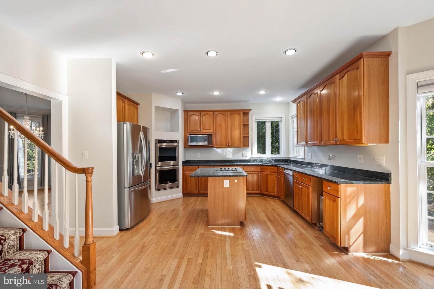 2393 WATTERS GLEN CT, FALLS CHURCH, Virginia 22043, 4 Bedrooms Bedrooms, ,4 BathroomsBathrooms,Residential,For sale,2393 WATTERS GLEN CT,VAFX2274750 MLS # VAFX2274750