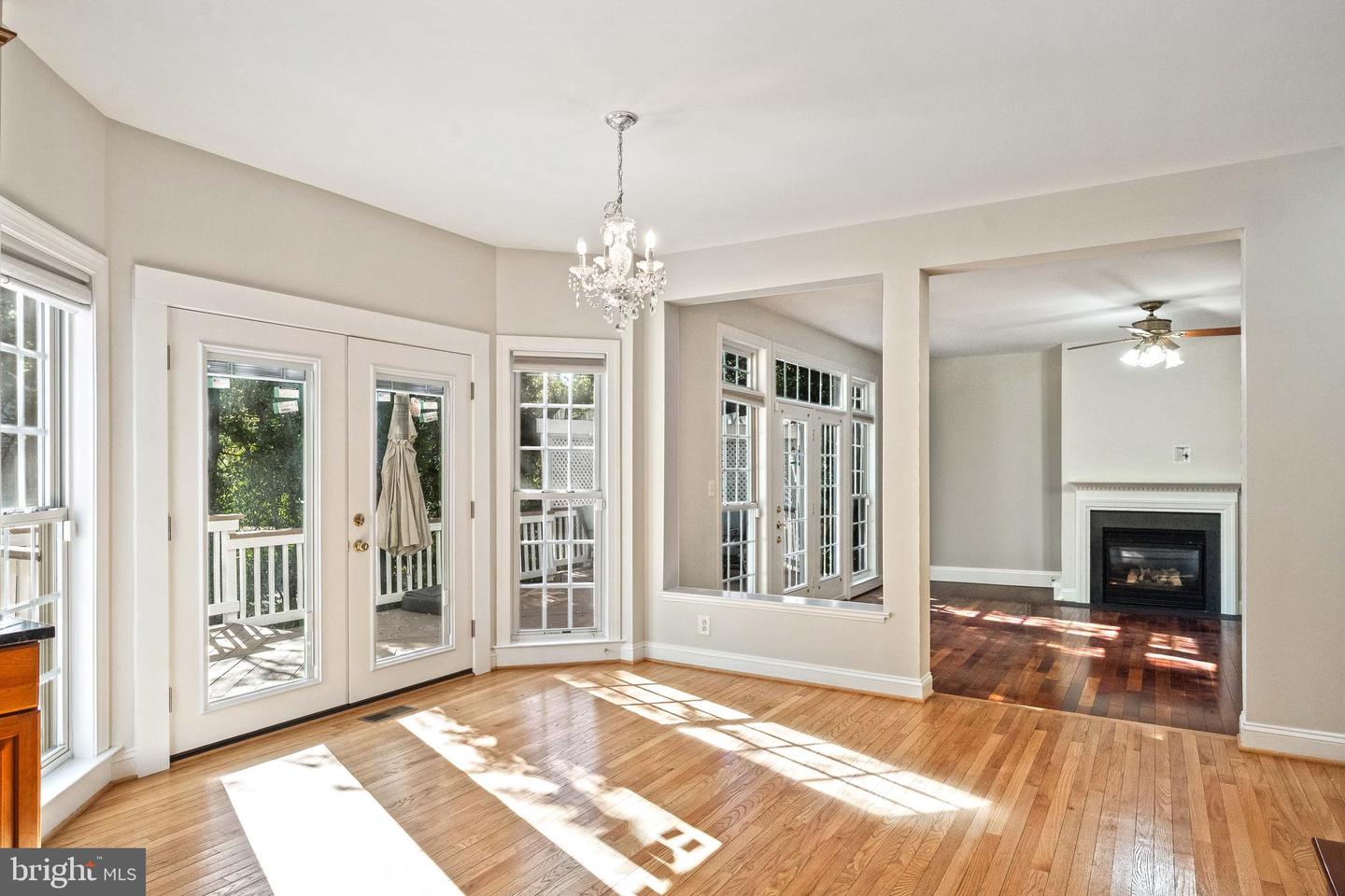 2393 WATTERS GLEN CT, FALLS CHURCH, Virginia 22043, 4 Bedrooms Bedrooms, ,4 BathroomsBathrooms,Residential,For sale,2393 WATTERS GLEN CT,VAFX2274750 MLS # VAFX2274750