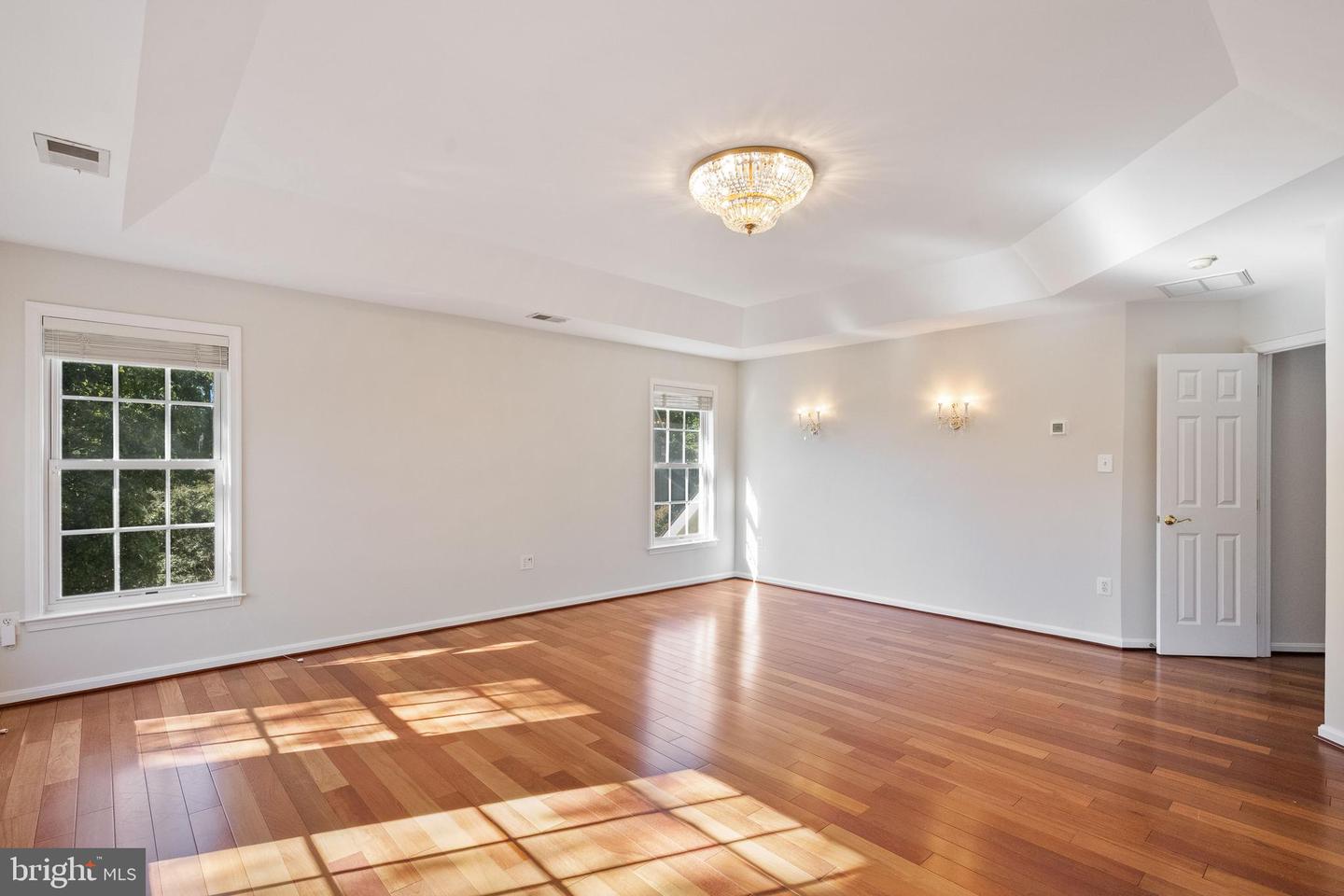 2393 WATTERS GLEN CT, FALLS CHURCH, Virginia 22043, 4 Bedrooms Bedrooms, ,4 BathroomsBathrooms,Residential,For sale,2393 WATTERS GLEN CT,VAFX2274750 MLS # VAFX2274750