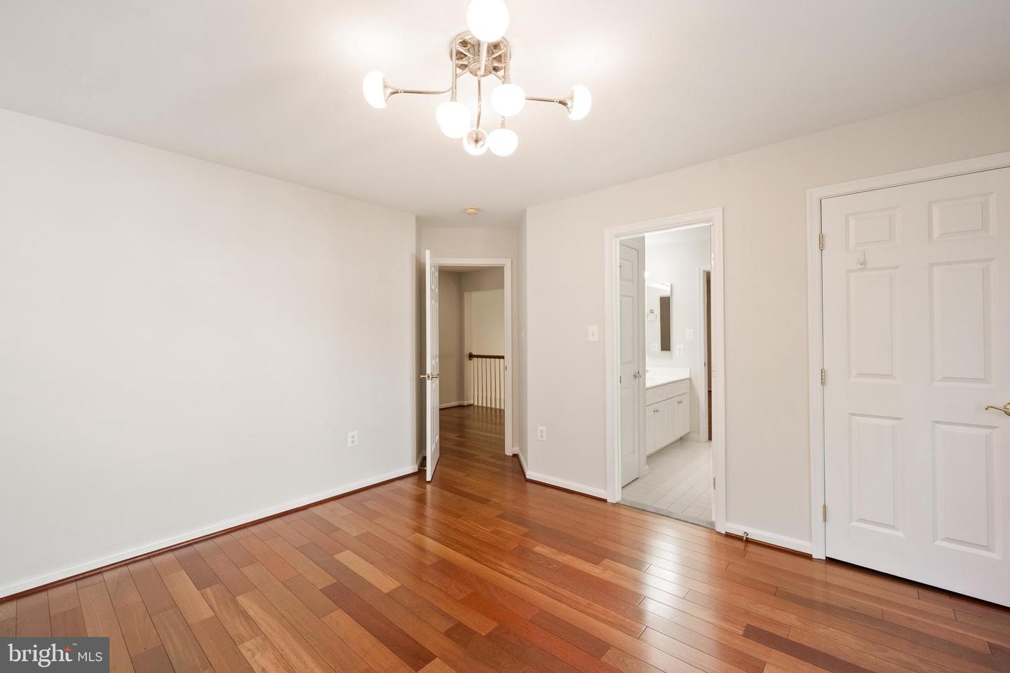 2393 WATTERS GLEN CT, FALLS CHURCH, Virginia 22043, 4 Bedrooms Bedrooms, ,4 BathroomsBathrooms,Residential,For sale,2393 WATTERS GLEN CT,VAFX2274750 MLS # VAFX2274750