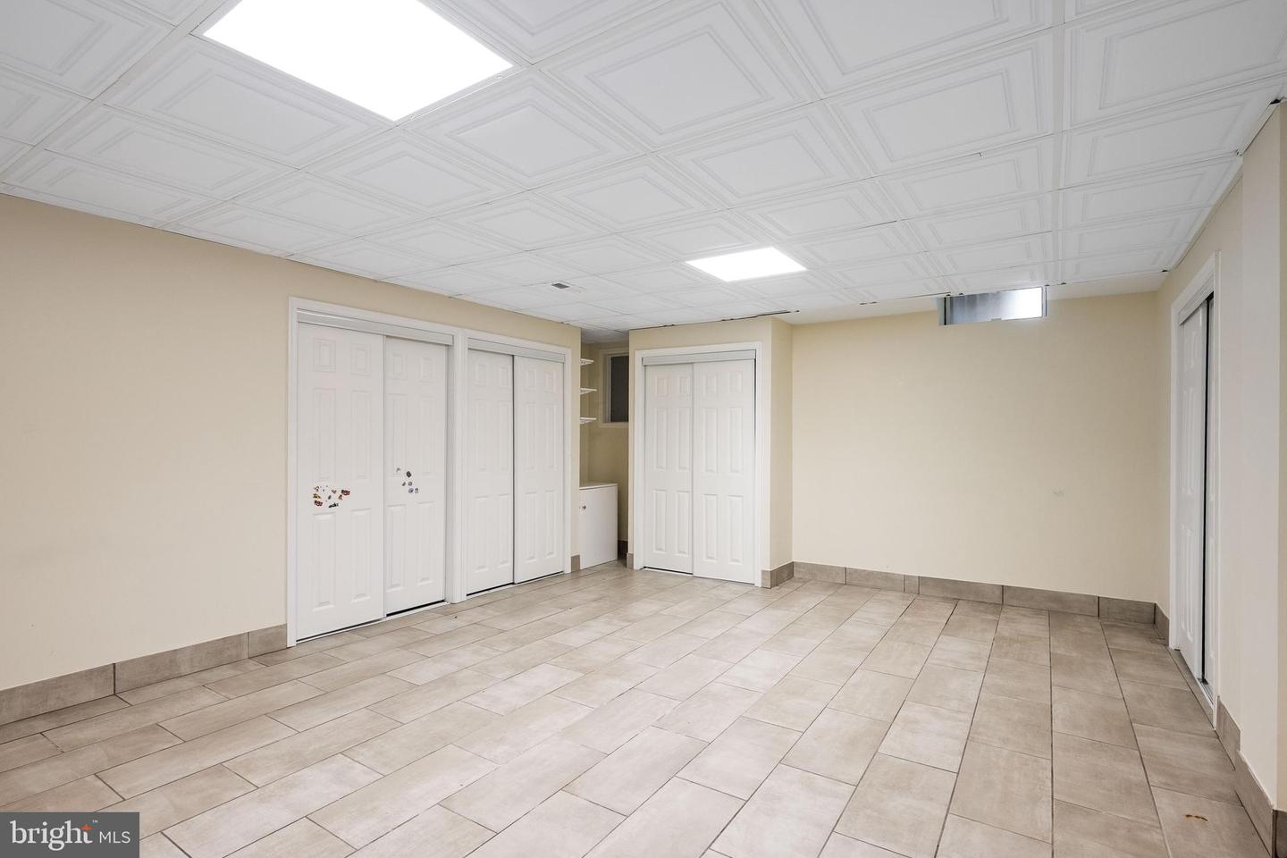 2393 WATTERS GLEN CT, FALLS CHURCH, Virginia 22043, 4 Bedrooms Bedrooms, ,4 BathroomsBathrooms,Residential,For sale,2393 WATTERS GLEN CT,VAFX2274750 MLS # VAFX2274750