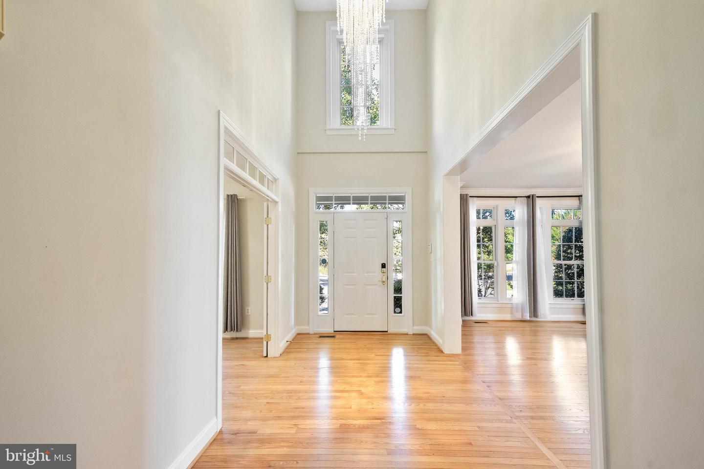 2393 WATTERS GLEN CT, FALLS CHURCH, Virginia 22043, 4 Bedrooms Bedrooms, ,4 BathroomsBathrooms,Residential,For sale,2393 WATTERS GLEN CT,VAFX2274750 MLS # VAFX2274750