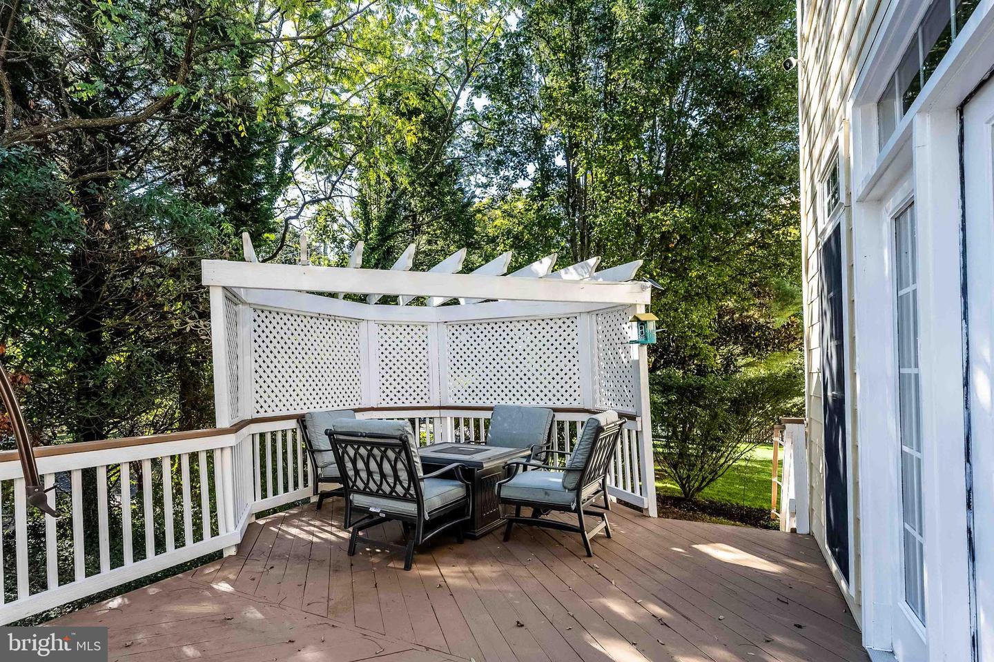 2393 WATTERS GLEN CT, FALLS CHURCH, Virginia 22043, 4 Bedrooms Bedrooms, ,4 BathroomsBathrooms,Residential,For sale,2393 WATTERS GLEN CT,VAFX2274750 MLS # VAFX2274750