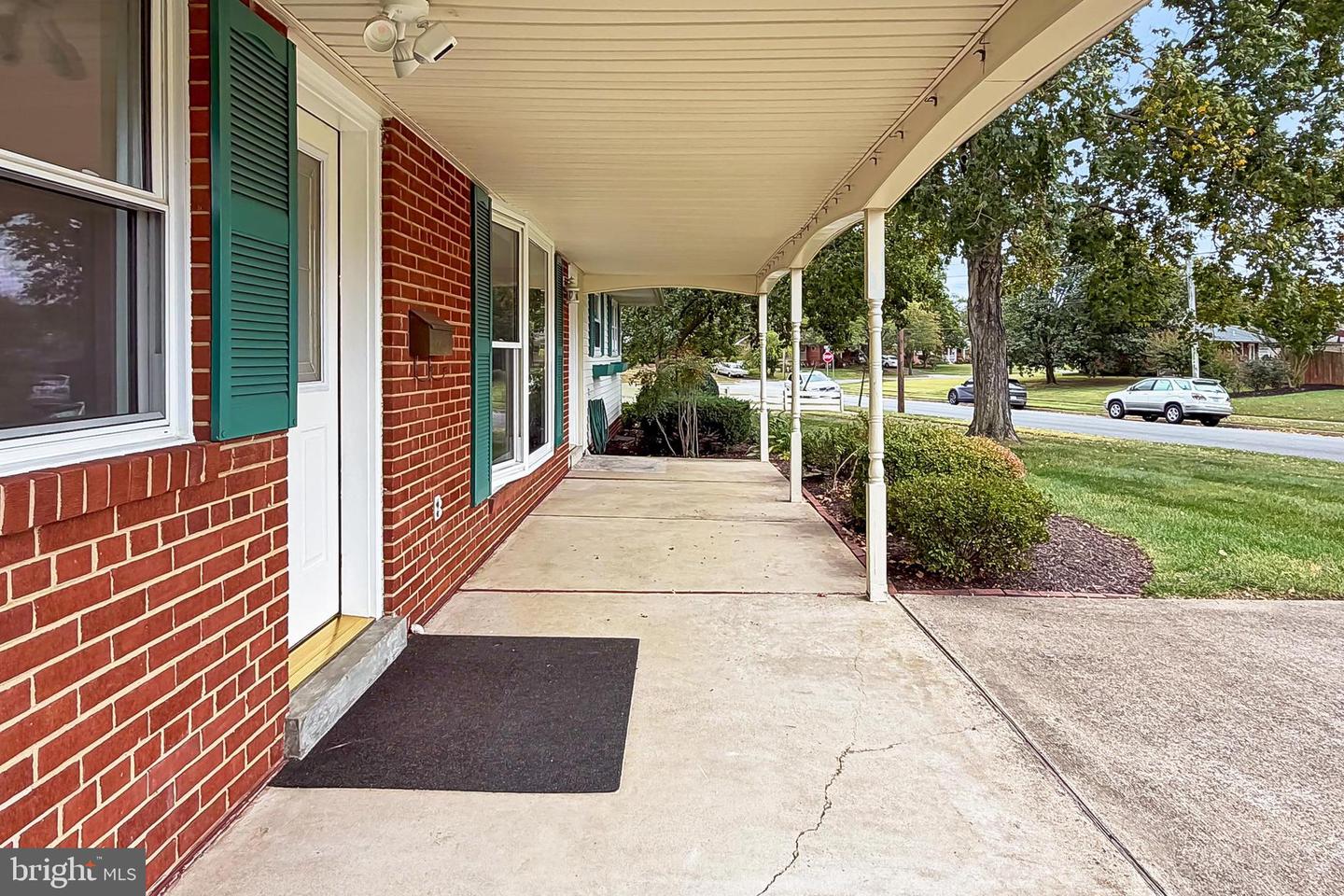 6824 CONSTANCE DR, SPRINGFIELD, Virginia 22150, 3 Bedrooms Bedrooms, ,2 BathroomsBathrooms,Residential,For sale,6824 CONSTANCE DR,VAFX2274786 MLS # VAFX2274786