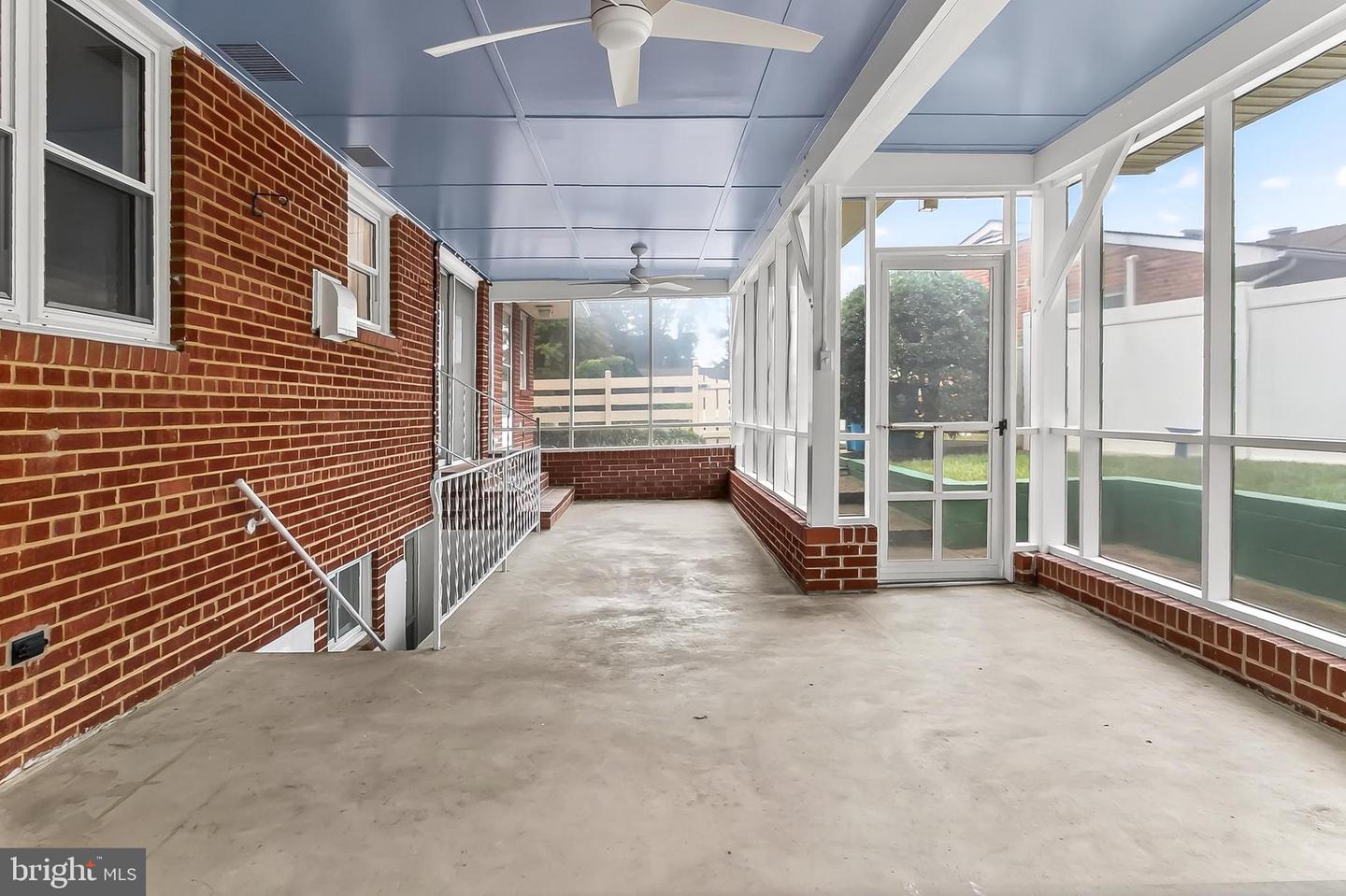 6824 CONSTANCE DR, SPRINGFIELD, Virginia 22150, 3 Bedrooms Bedrooms, ,2 BathroomsBathrooms,Residential,For sale,6824 CONSTANCE DR,VAFX2274786 MLS # VAFX2274786