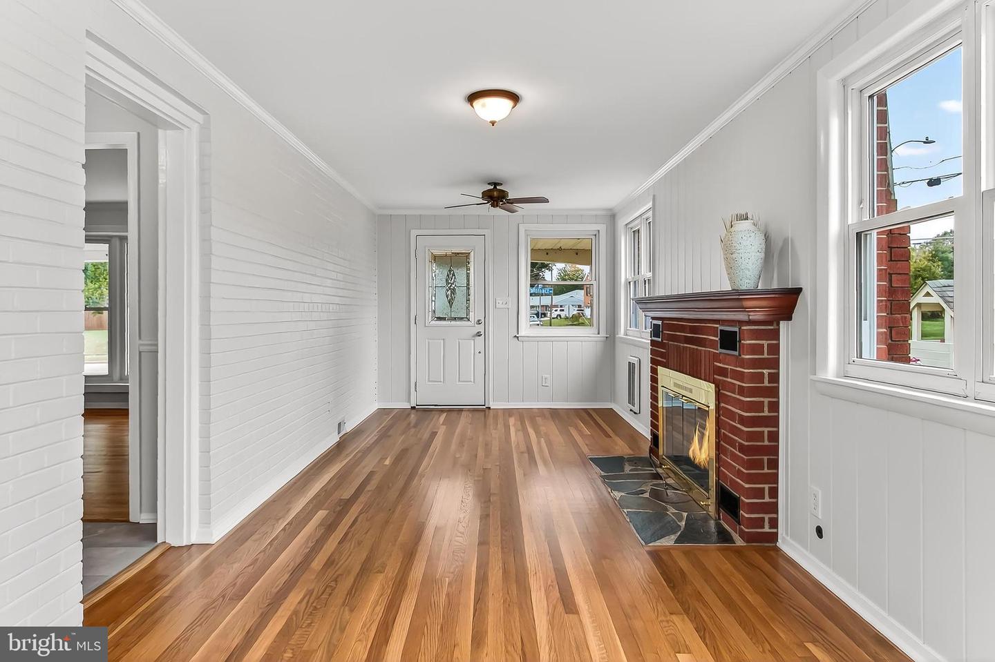 6824 CONSTANCE DR, SPRINGFIELD, Virginia 22150, 3 Bedrooms Bedrooms, ,2 BathroomsBathrooms,Residential,For sale,6824 CONSTANCE DR,VAFX2274786 MLS # VAFX2274786