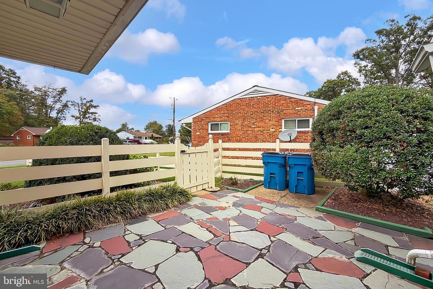 6824 CONSTANCE DR, SPRINGFIELD, Virginia 22150, 3 Bedrooms Bedrooms, ,2 BathroomsBathrooms,Residential,For sale,6824 CONSTANCE DR,VAFX2274786 MLS # VAFX2274786