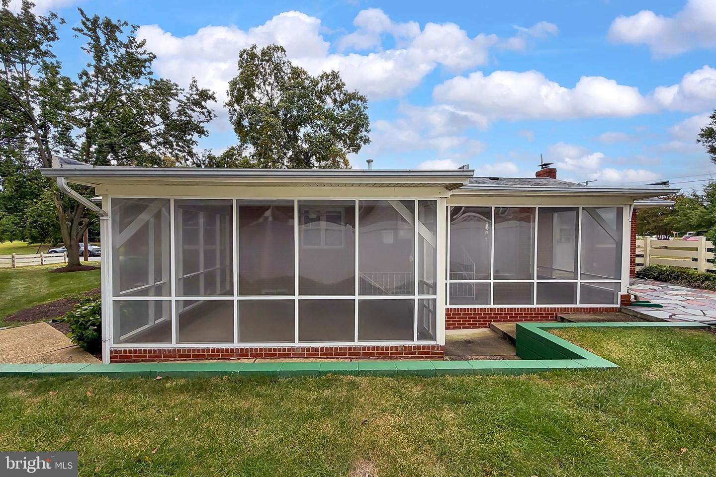 6824 CONSTANCE DR, SPRINGFIELD, Virginia 22150, 3 Bedrooms Bedrooms, ,2 BathroomsBathrooms,Residential,For sale,6824 CONSTANCE DR,VAFX2274786 MLS # VAFX2274786