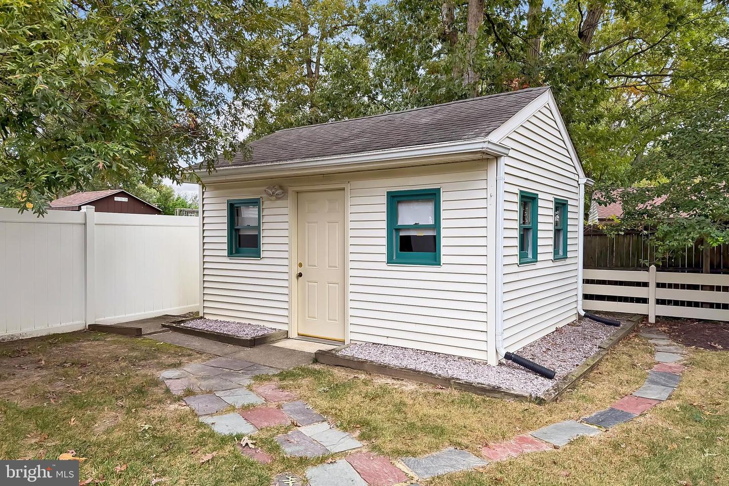 6824 CONSTANCE DR, SPRINGFIELD, Virginia 22150, 3 Bedrooms Bedrooms, ,2 BathroomsBathrooms,Residential,For sale,6824 CONSTANCE DR,VAFX2274786 MLS # VAFX2274786 6824 CONSTANCE DR, SPRINGFIELD, Virginia 22150, 3 Bedrooms Bedrooms, ,2 BathroomsBathrooms,Residential,For sale,6824 CONSTANCE DR,VAFX2274786 MLS # VAFX2274786