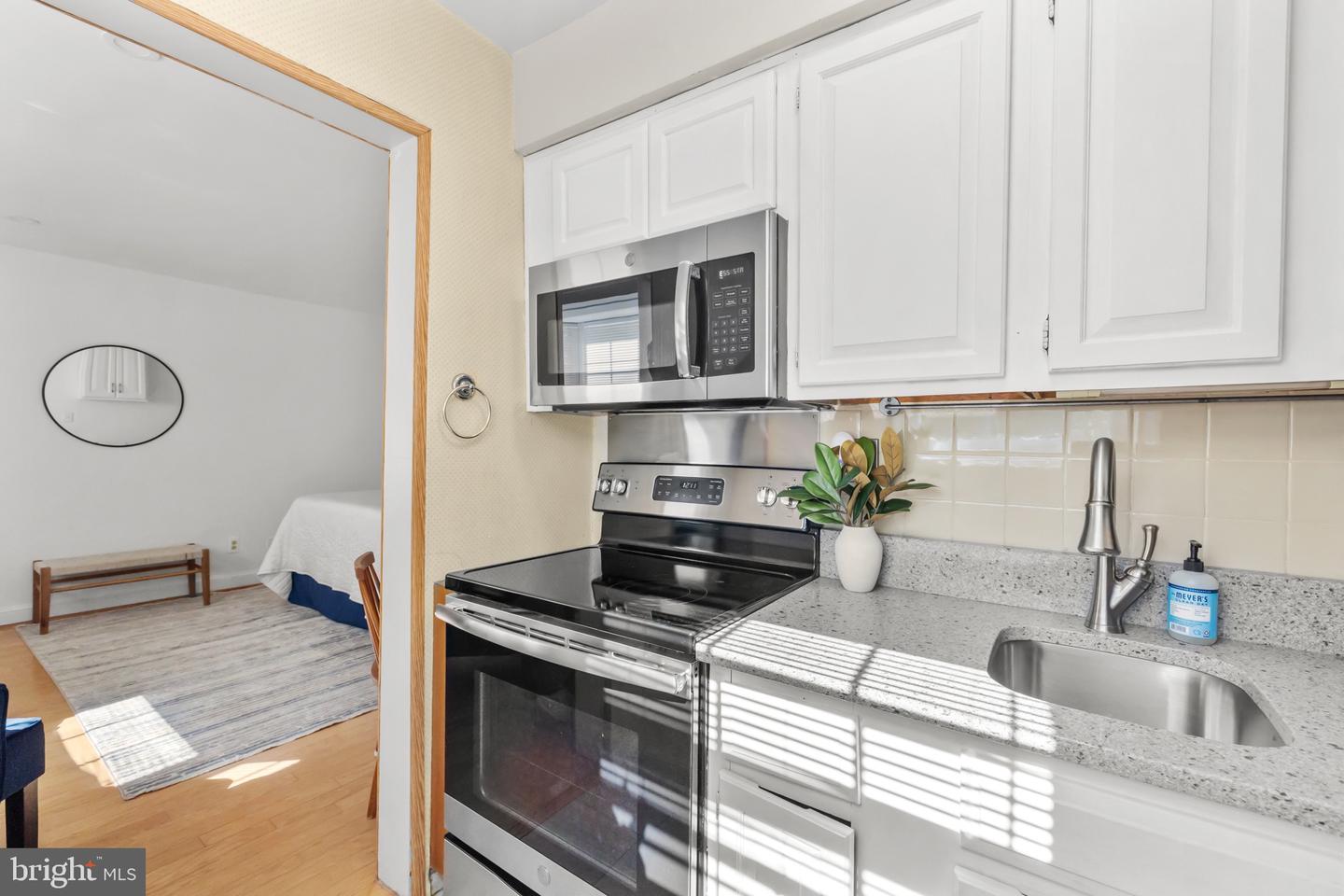 1821 21ST ST N #1, ARLINGTON, Virginia 22209, 4 Rooms Rooms,1 BathroomBathrooms,Residential,For sale,1821 21ST ST N #1,VAAR2065018 MLS # VAAR2065018