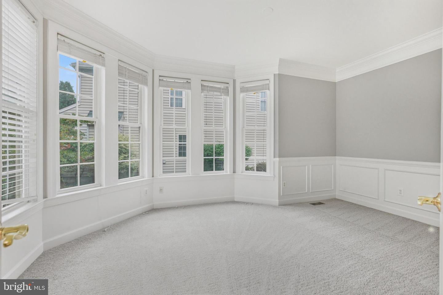 1818 WOODS EDGE DR NE, LEESBURG, Virginia 20176, 5 Bedrooms Bedrooms, ,4 BathroomsBathrooms,Residential,For sale,1818 WOODS EDGE DR NE,VALO2109066 MLS # VALO2109066 1818 WOODS EDGE DR NE, LEESBURG, Virginia 20176, 5 Bedrooms Bedrooms, ,4 BathroomsBathrooms,Residential,For sale,1818 WOODS EDGE DR NE,VALO2109066 MLS # VALO2109066