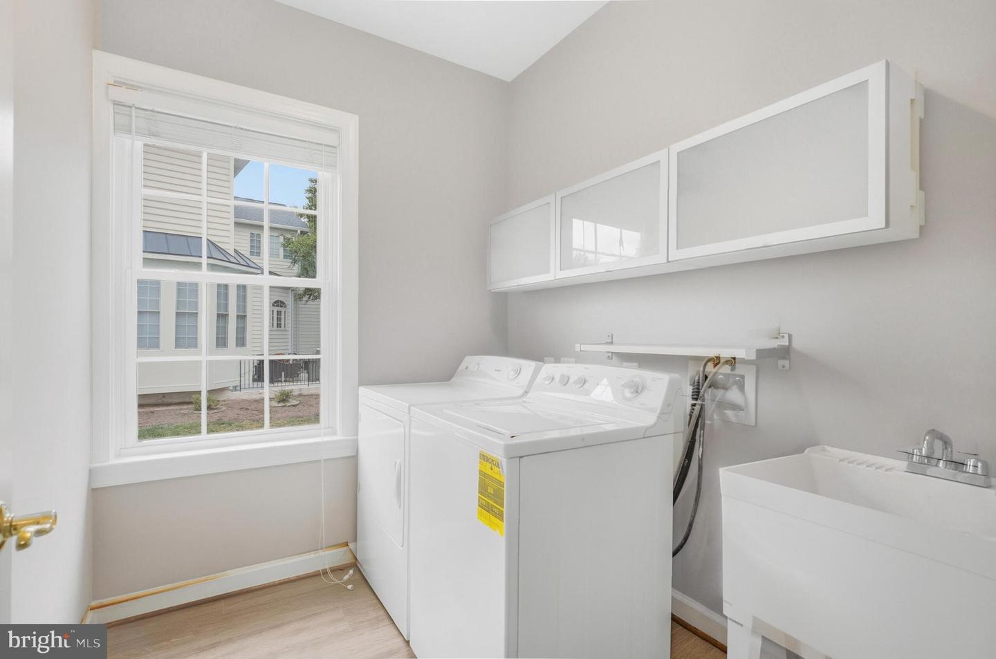 1818 WOODS EDGE DR NE, LEESBURG, Virginia 20176, 5 Bedrooms Bedrooms, ,4 BathroomsBathrooms,Residential,For sale,1818 WOODS EDGE DR NE,VALO2109066 MLS # VALO2109066 1818 WOODS EDGE DR NE, LEESBURG, Virginia 20176, 5 Bedrooms Bedrooms, ,4 BathroomsBathrooms,Residential,For sale,1818 WOODS EDGE DR NE,VALO2109066 MLS # VALO2109066