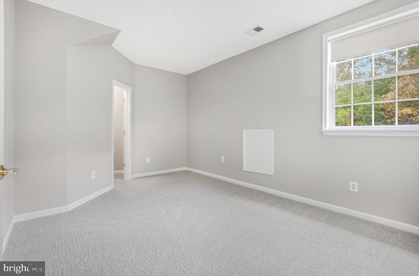 1818 WOODS EDGE DR NE, LEESBURG, Virginia 20176, 5 Bedrooms Bedrooms, ,4 BathroomsBathrooms,Residential,For sale,1818 WOODS EDGE DR NE,VALO2109066 MLS # VALO2109066 1818 WOODS EDGE DR NE, LEESBURG, Virginia 20176, 5 Bedrooms Bedrooms, ,4 BathroomsBathrooms,Residential,For sale,1818 WOODS EDGE DR NE,VALO2109066 MLS # VALO2109066