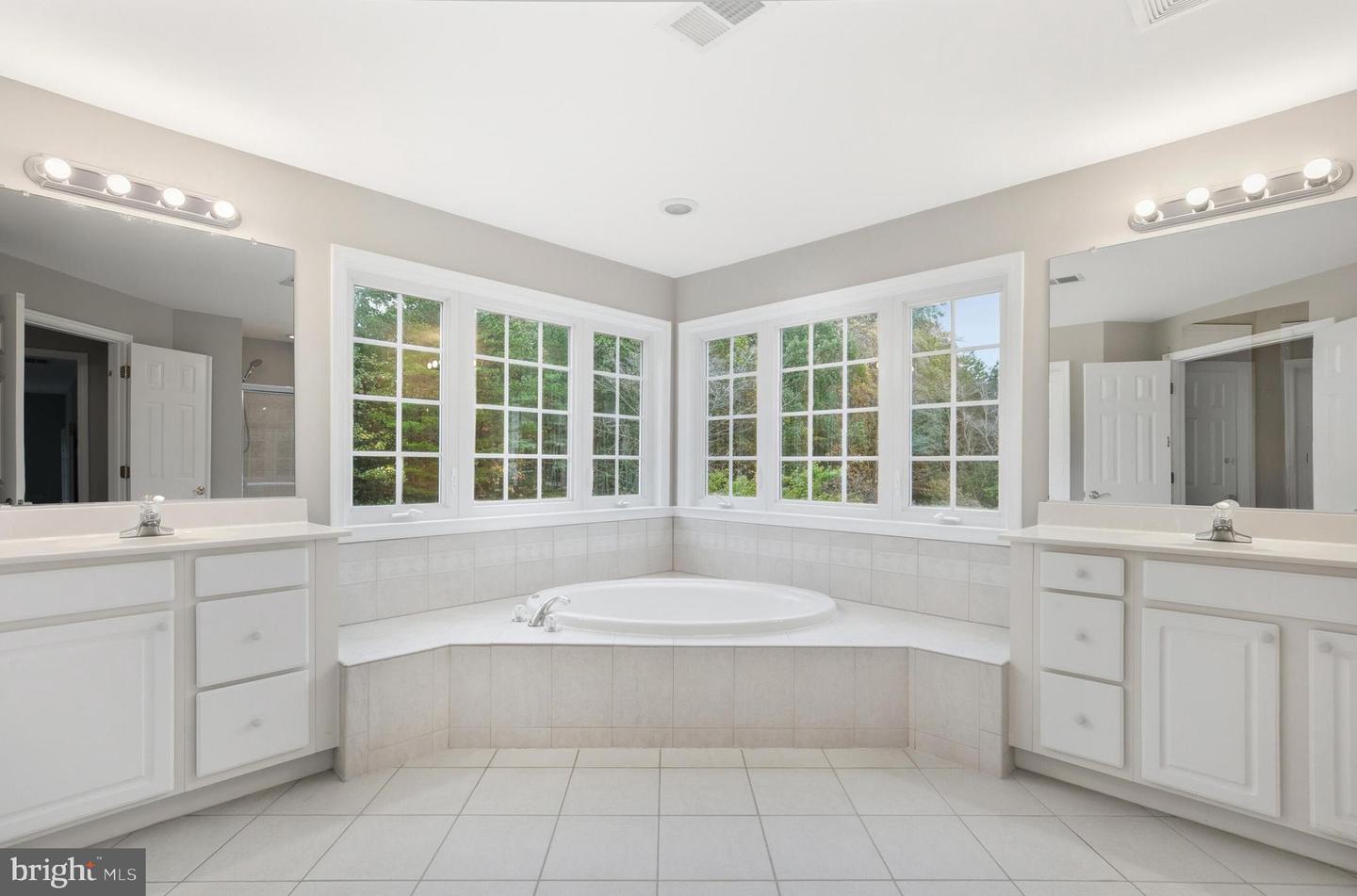1818 WOODS EDGE DR NE, LEESBURG, Virginia 20176, 5 Bedrooms Bedrooms, ,4 BathroomsBathrooms,Residential,For sale,1818 WOODS EDGE DR NE,VALO2109066 MLS # VALO2109066 1818 WOODS EDGE DR NE, LEESBURG, Virginia 20176, 5 Bedrooms Bedrooms, ,4 BathroomsBathrooms,Residential,For sale,1818 WOODS EDGE DR NE,VALO2109066 MLS # VALO2109066