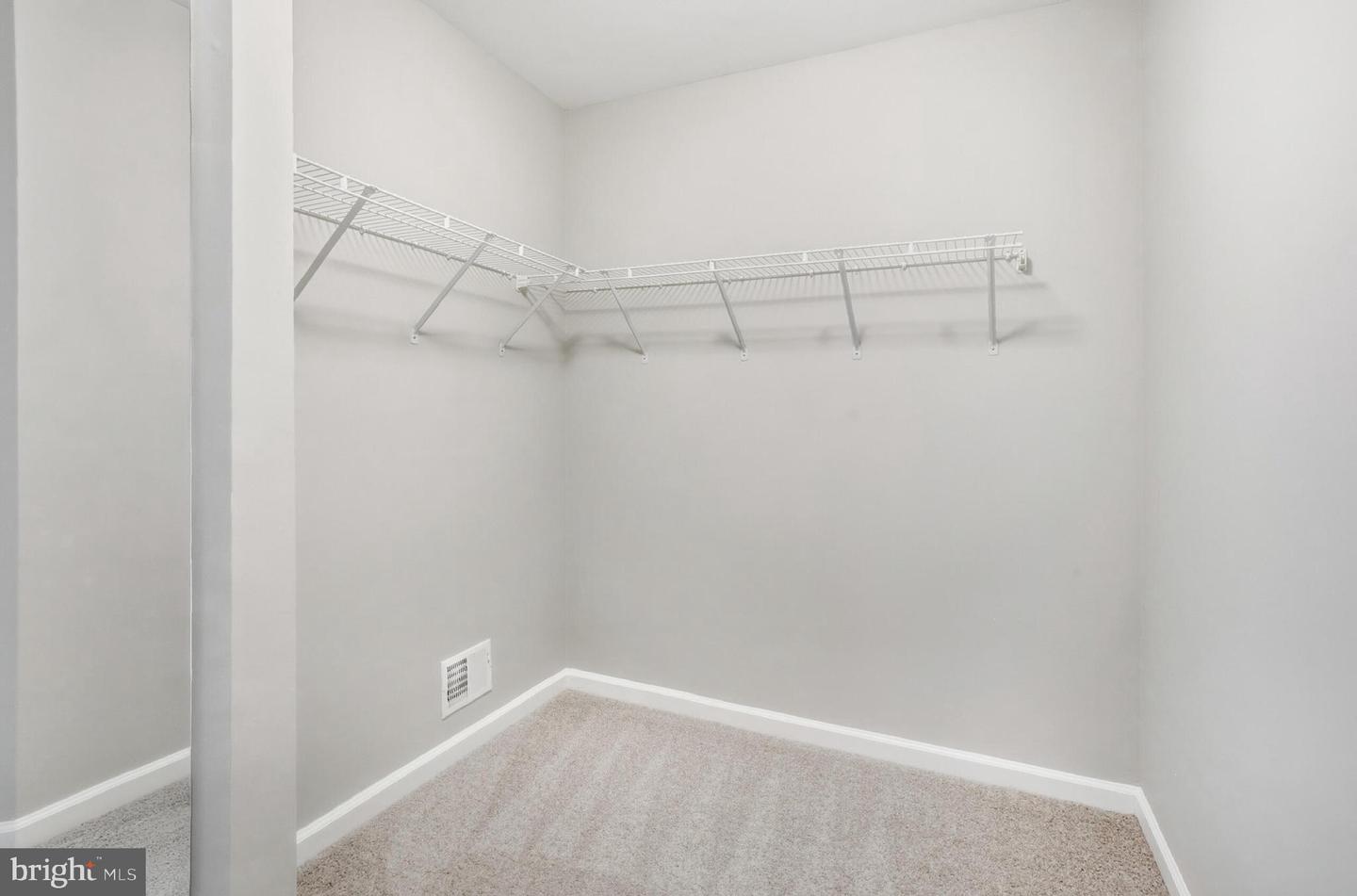 1818 WOODS EDGE DR NE, LEESBURG, Virginia 20176, 5 Bedrooms Bedrooms, ,4 BathroomsBathrooms,Residential,For sale,1818 WOODS EDGE DR NE,VALO2109066 MLS # VALO2109066 1818 WOODS EDGE DR NE, LEESBURG, Virginia 20176, 5 Bedrooms Bedrooms, ,4 BathroomsBathrooms,Residential,For sale,1818 WOODS EDGE DR NE,VALO2109066 MLS # VALO2109066