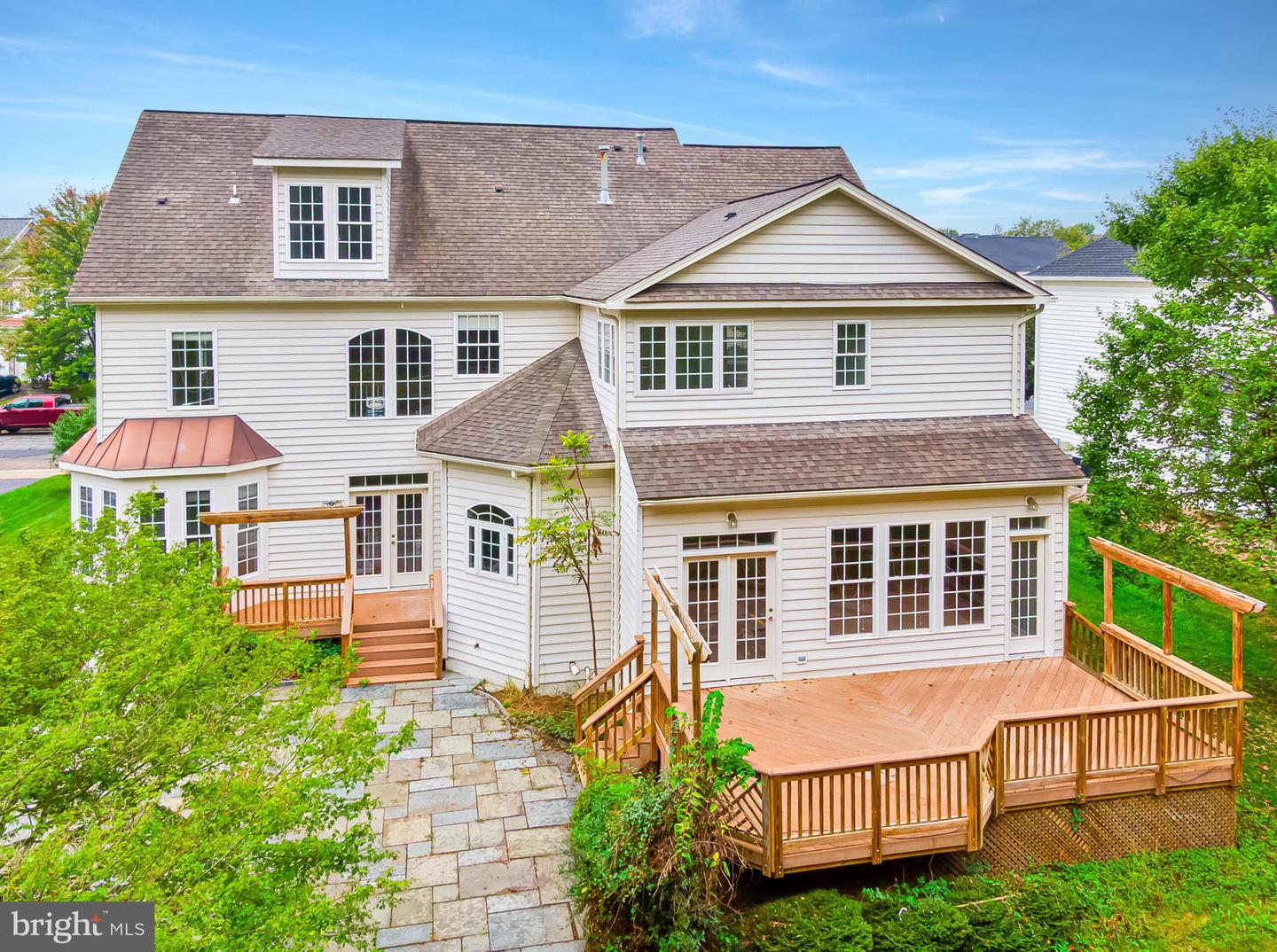 1818 WOODS EDGE DR NE, LEESBURG, Virginia 20176, 5 Bedrooms Bedrooms, ,4 BathroomsBathrooms,Residential,For sale,1818 WOODS EDGE DR NE,VALO2109066 MLS # VALO2109066 1818 WOODS EDGE DR NE, LEESBURG, Virginia 20176, 5 Bedrooms Bedrooms, ,4 BathroomsBathrooms,Residential,For sale,1818 WOODS EDGE DR NE,VALO2109066 MLS # VALO2109066