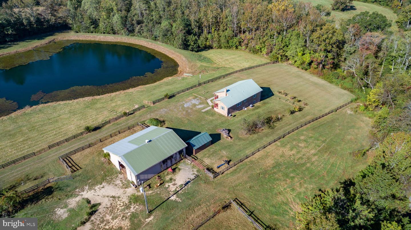 271 POPLAR RD, FREDERICKSBURG, Virginia 22406, 2 Bedrooms Bedrooms, ,2 BathroomsBathrooms,Residential,For sale,271 POPLAR RD,VAST2043572 MLS # VAST2043572
