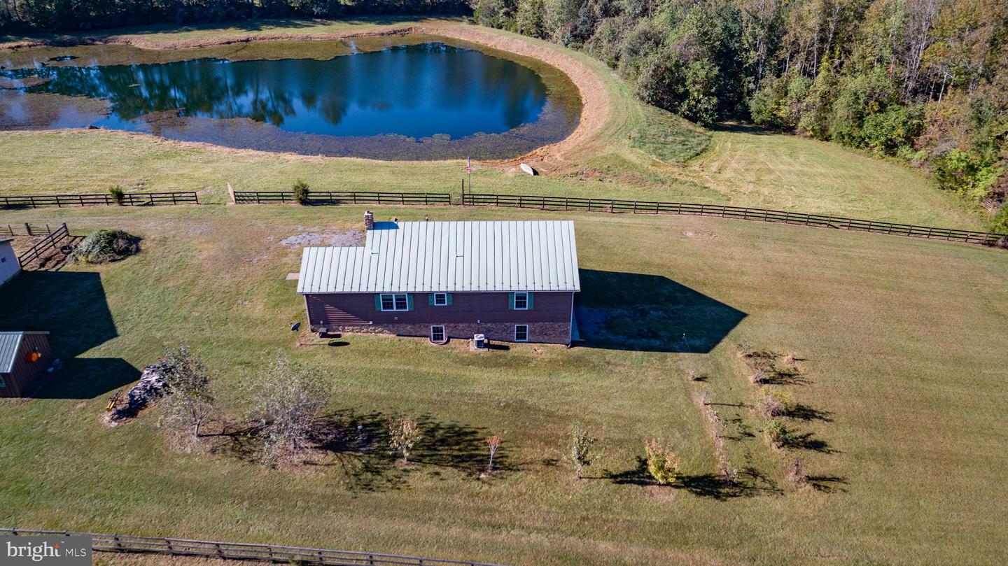 271 POPLAR RD, FREDERICKSBURG, Virginia 22406, 2 Bedrooms Bedrooms, ,2 BathroomsBathrooms,Residential,For sale,271 POPLAR RD,VAST2043572 MLS # VAST2043572