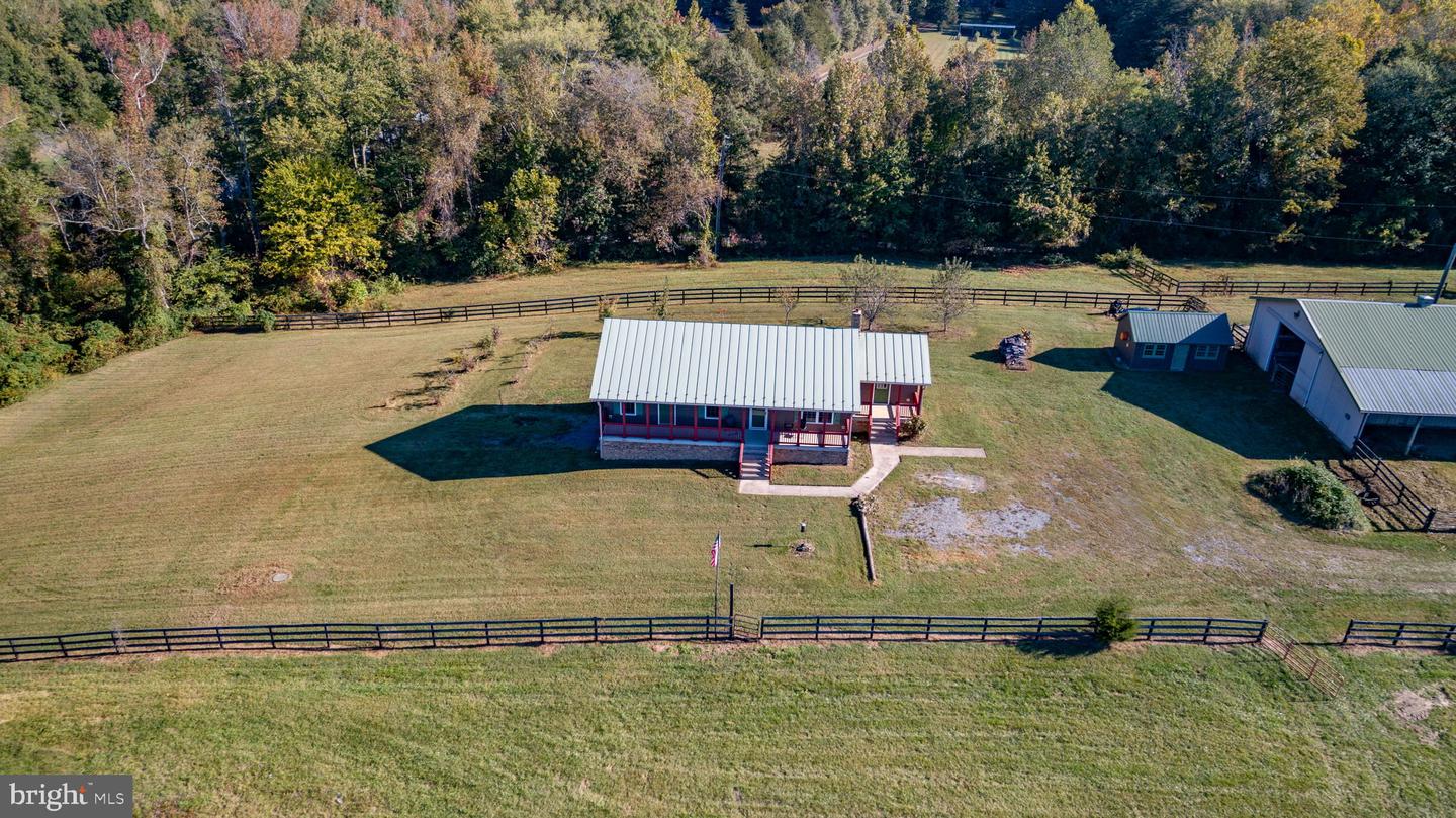 271 POPLAR RD, FREDERICKSBURG, Virginia 22406, 2 Bedrooms Bedrooms, ,2 BathroomsBathrooms,Residential,For sale,271 POPLAR RD,VAST2043572 MLS # VAST2043572