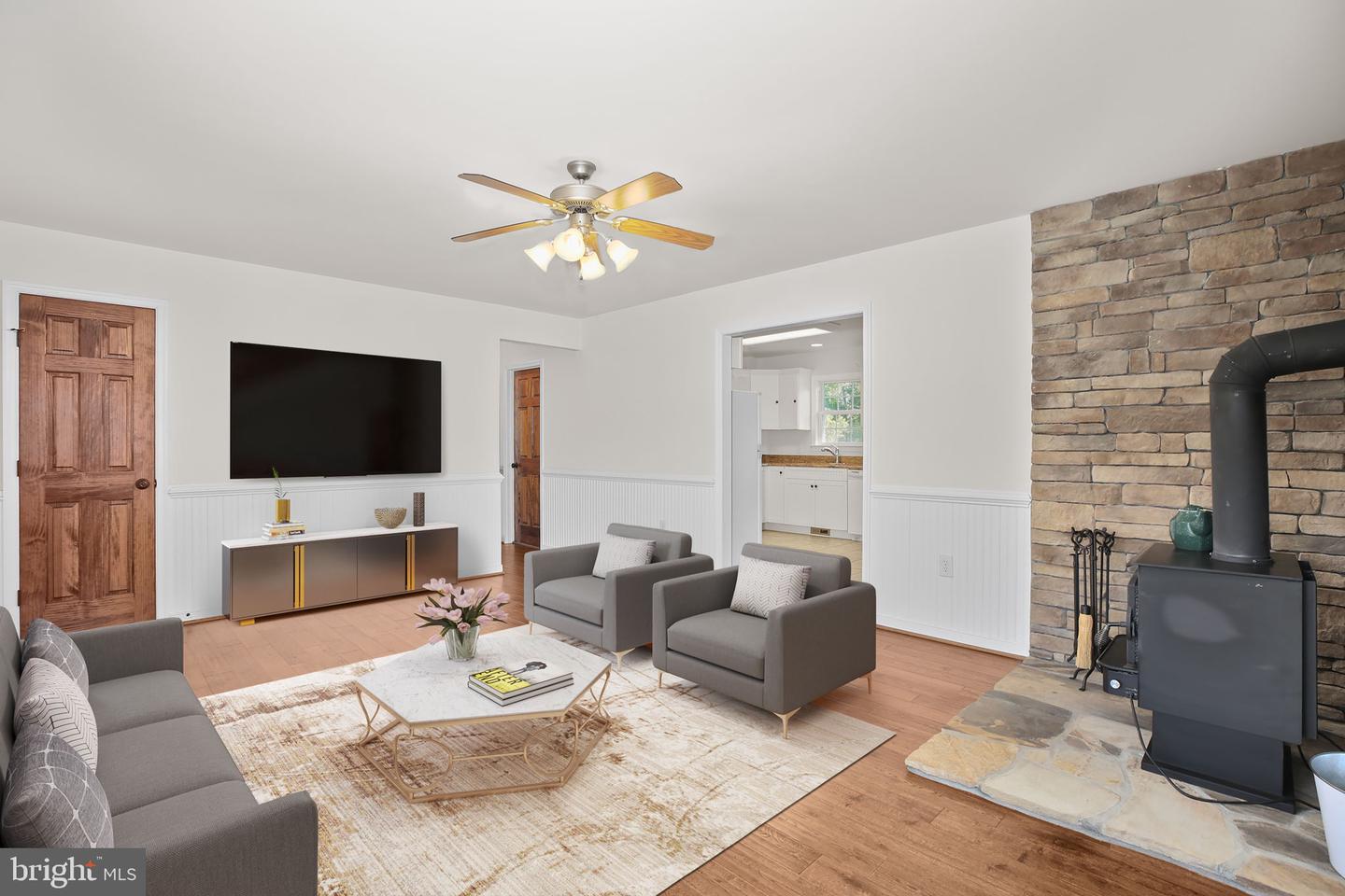 271 POPLAR RD, FREDERICKSBURG, Virginia 22406, 2 Bedrooms Bedrooms, ,2 BathroomsBathrooms,Residential,For sale,271 POPLAR RD,VAST2043572 MLS # VAST2043572